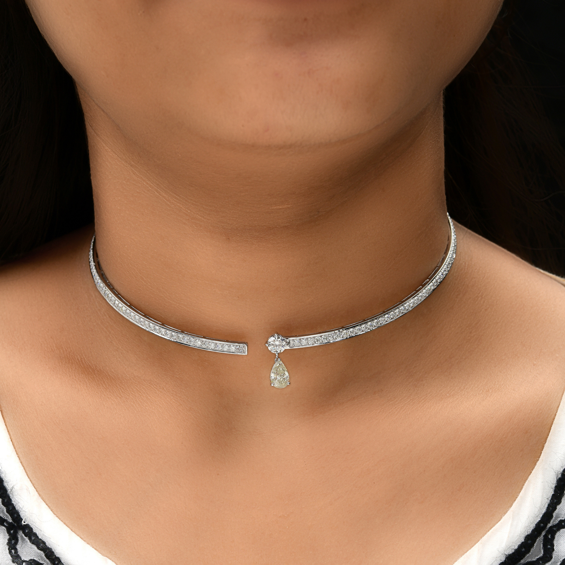 Round Pear 4.41 Carat Natural Diamond Open Choker Teardrop Necklace