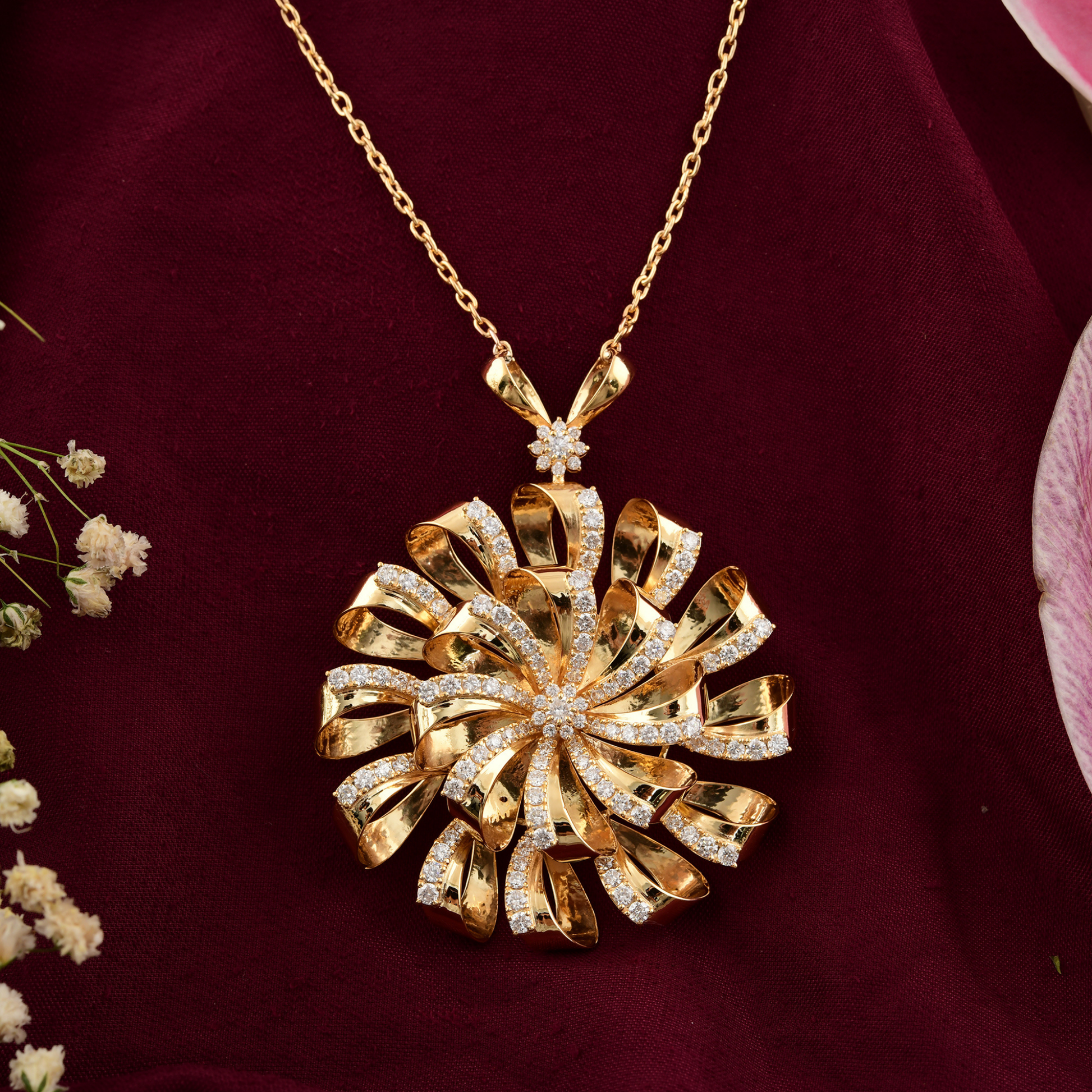 4.37 Carat SI Clarity HI Color Round Pave Diamond Gold Pendant Necklace