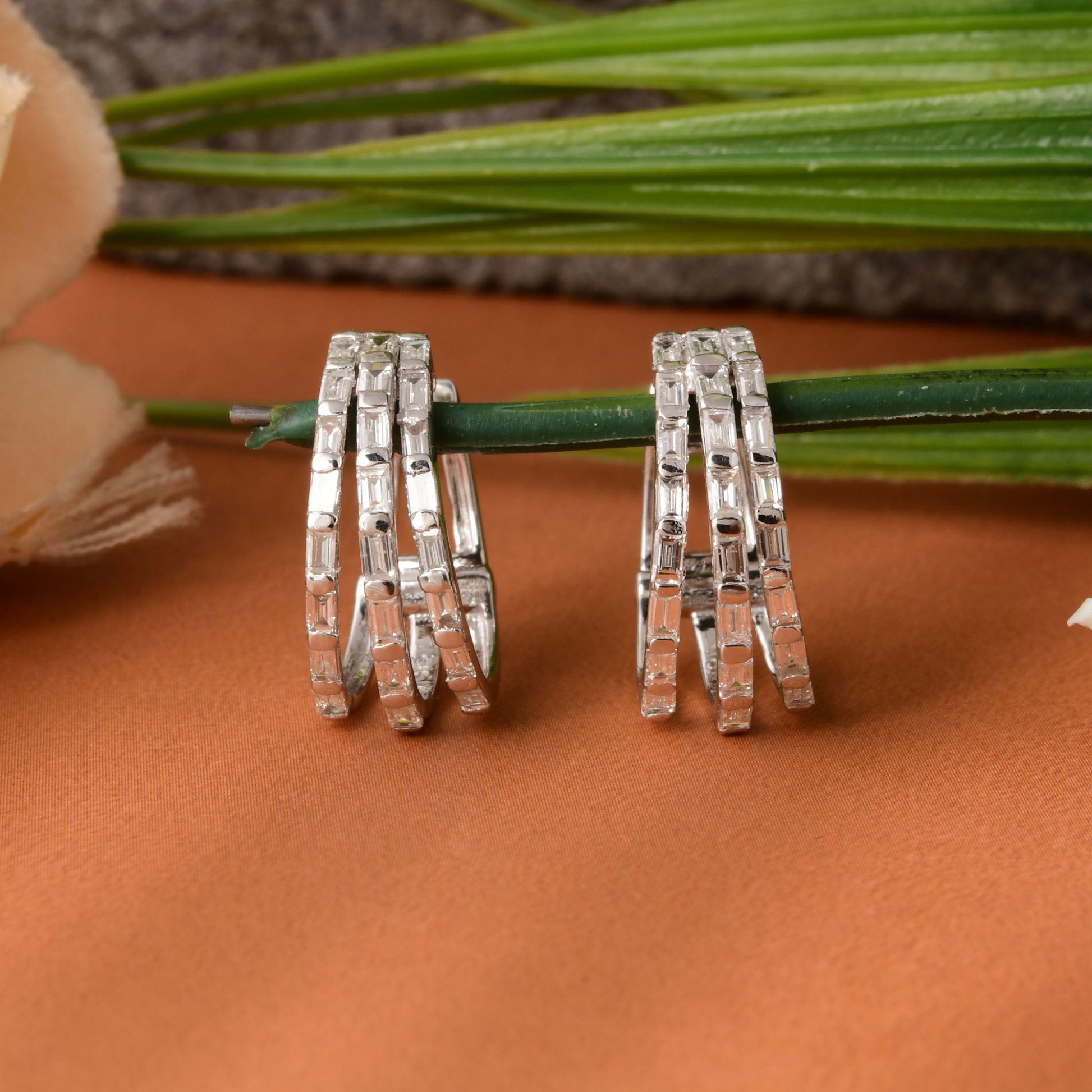 Handmade Natural SI/H Baguette Diamond Huggie Fine Gold Earrings