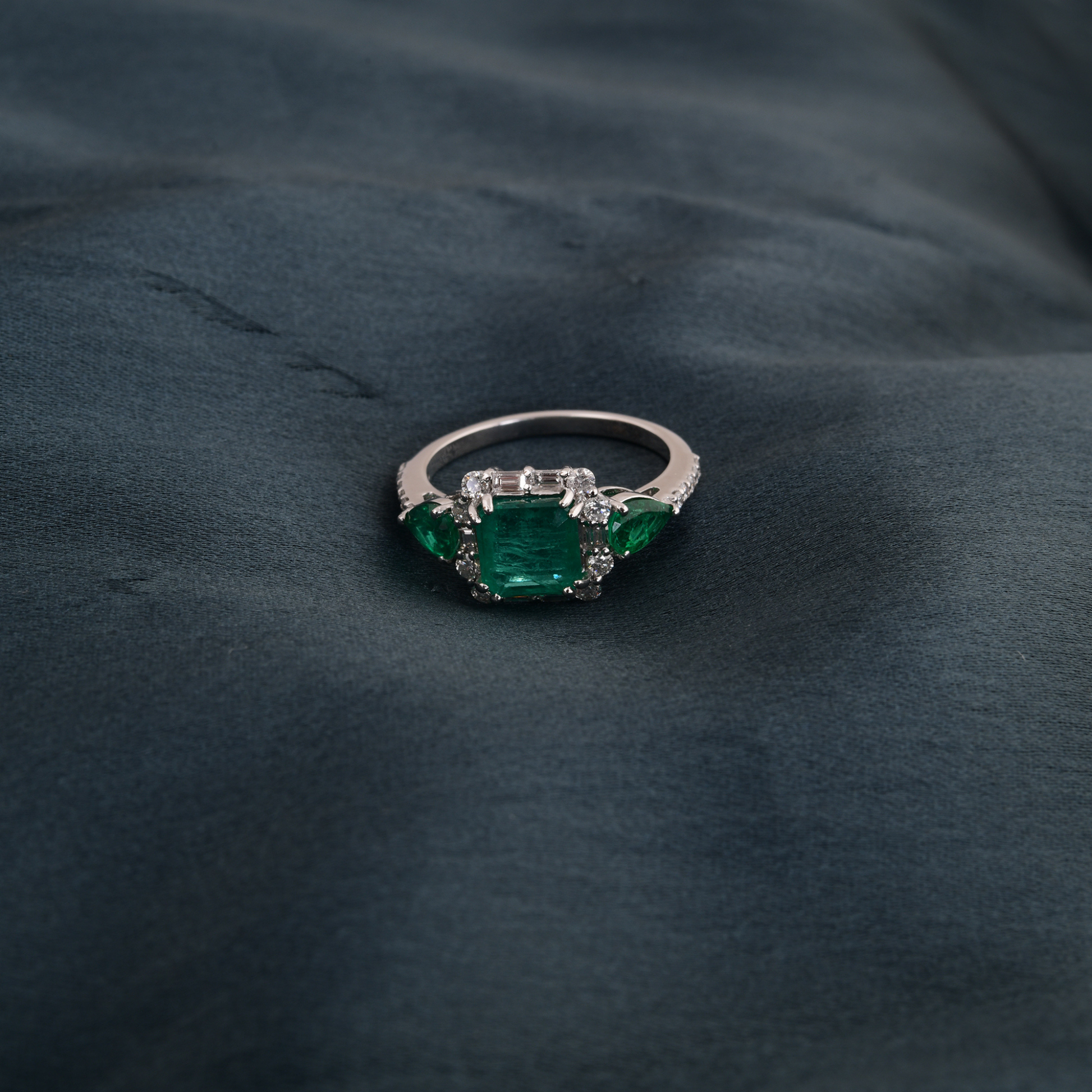 Real Gold 2.50Ct Zambian Emerald Engagement Halo Ring With Diamond Accents