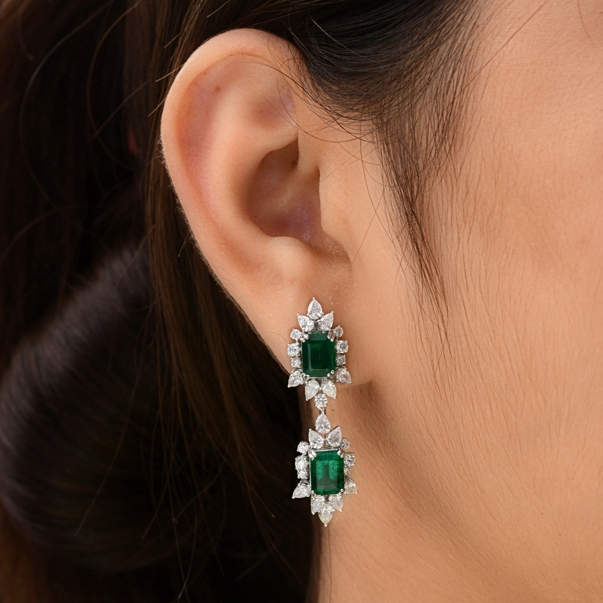 Zambian Emerald Gemstone Natural H/SI Diamond Gold Dangle Earrings