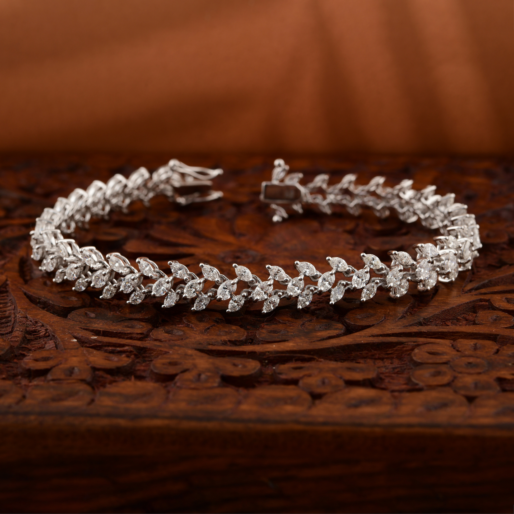 6.45 Carat Natural SI/HI Marquise Cut Diamond Charm Fine Bracelet