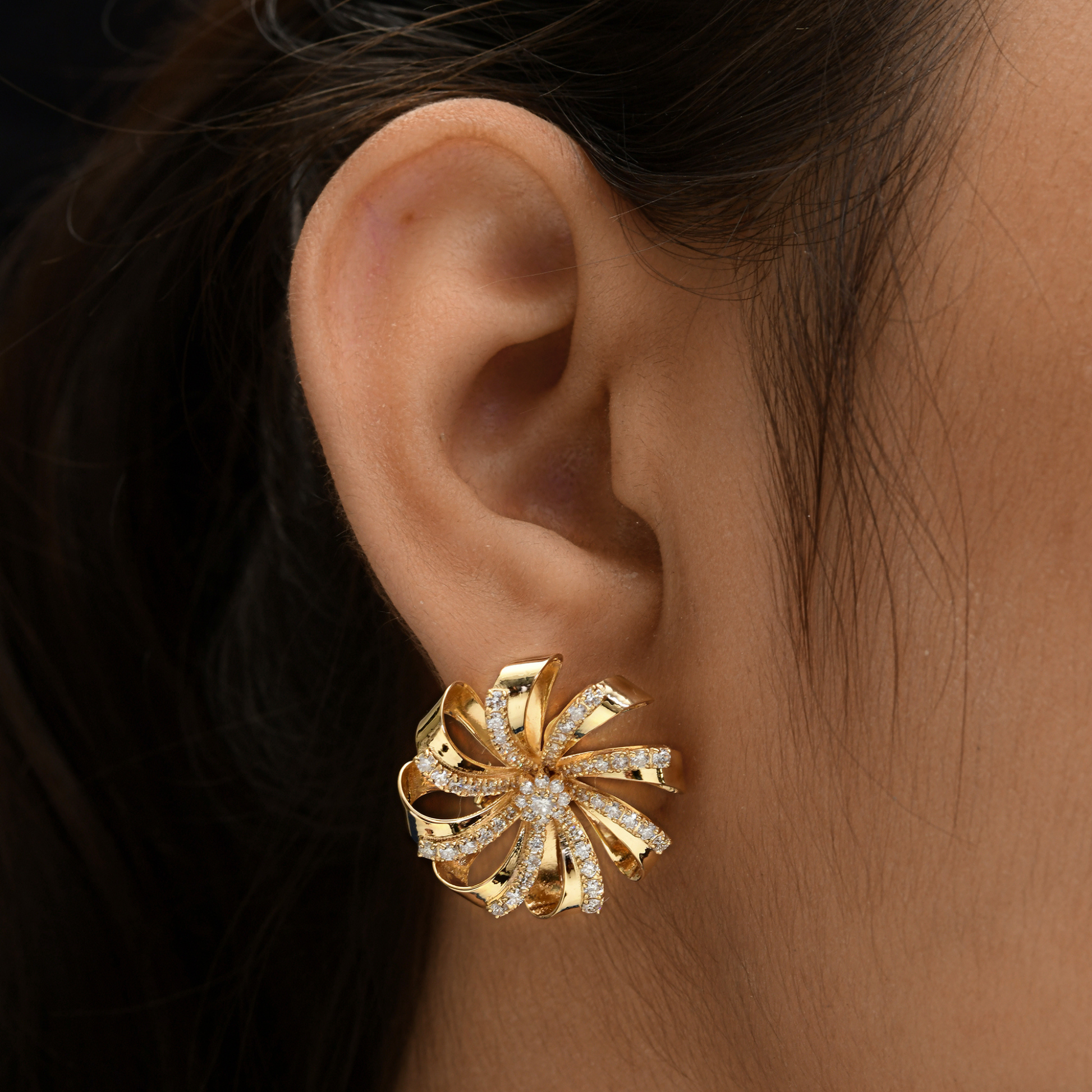 1.75 Carat Bloom Flower Round Cut Diamond Gold Stud Earrings