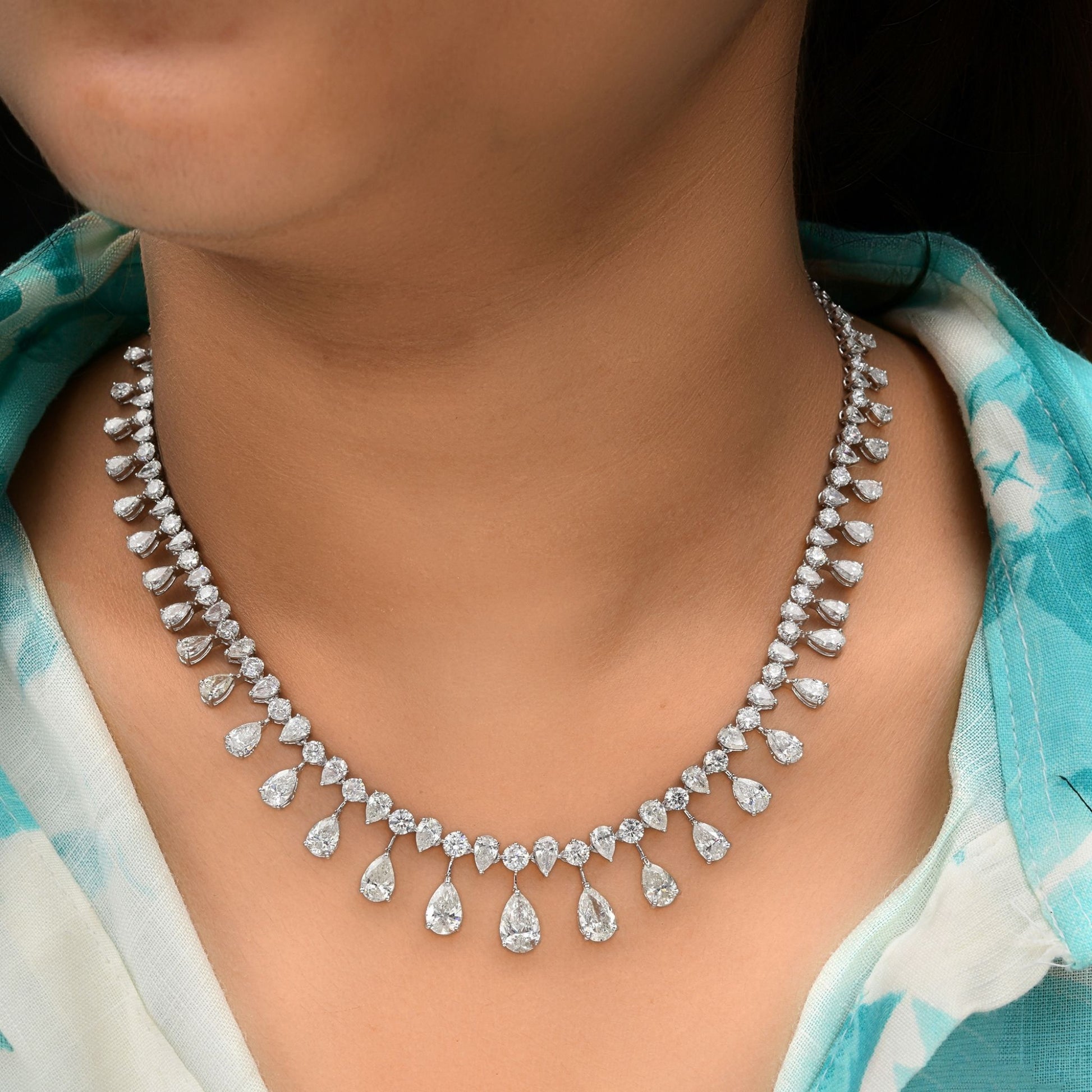 24.68 Carat Pear Cut SI Clarity HI Color Natural Diamond Drop Necklace