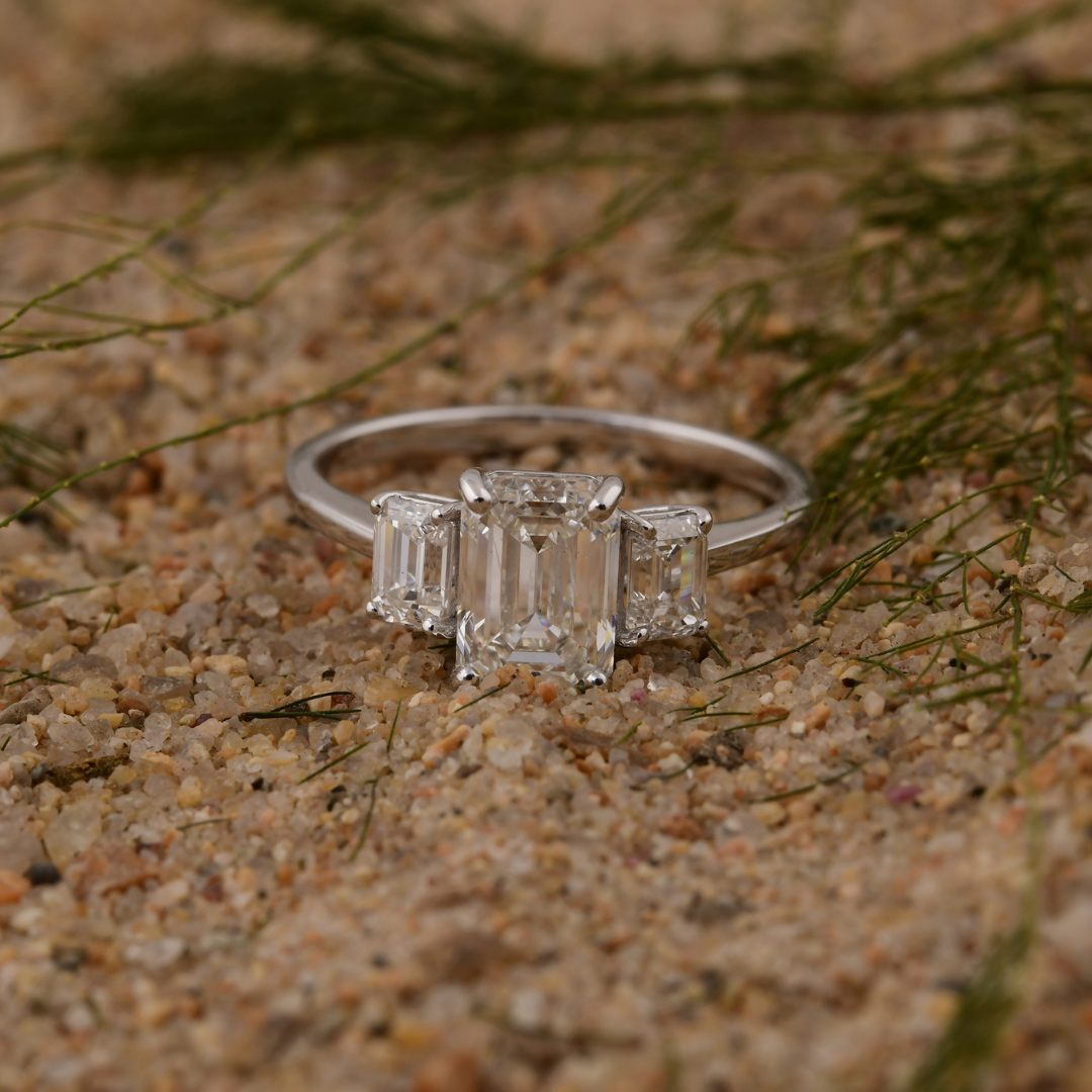 Three Stone 2.11 Carat Natural SI Clarity HI Color Diamond Band Ring in Fine Gold