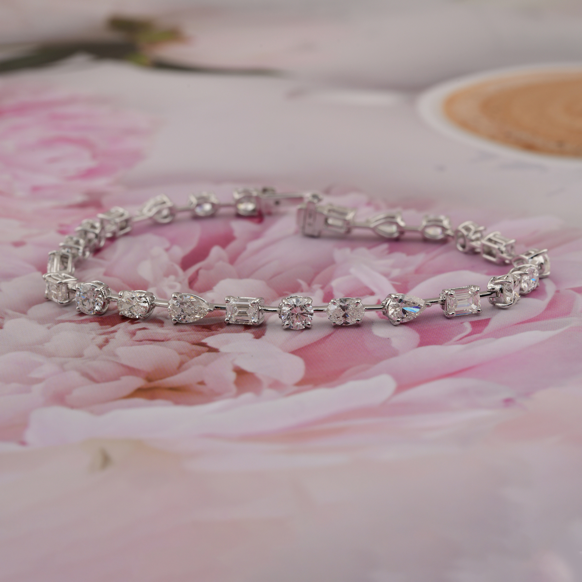 7.53 Carat SI/HI Natural Multi Shape Diamond Charm Bracelet Gold Jewelry