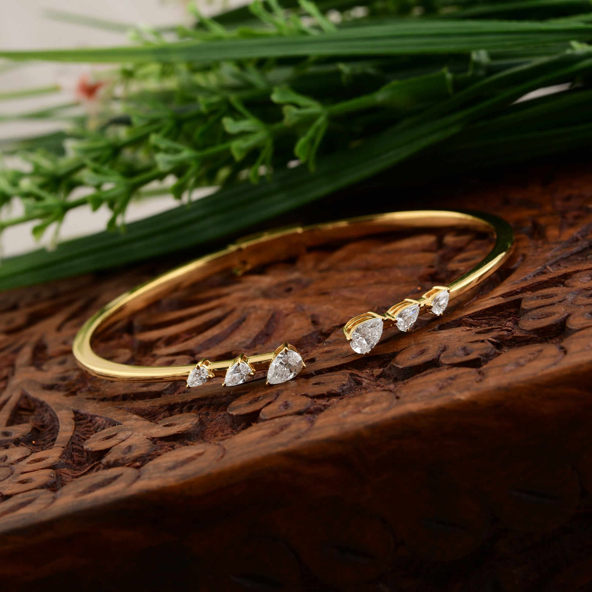 Delicate Pear Cut Natural Diamond Fine Gold Bangle Bracelet