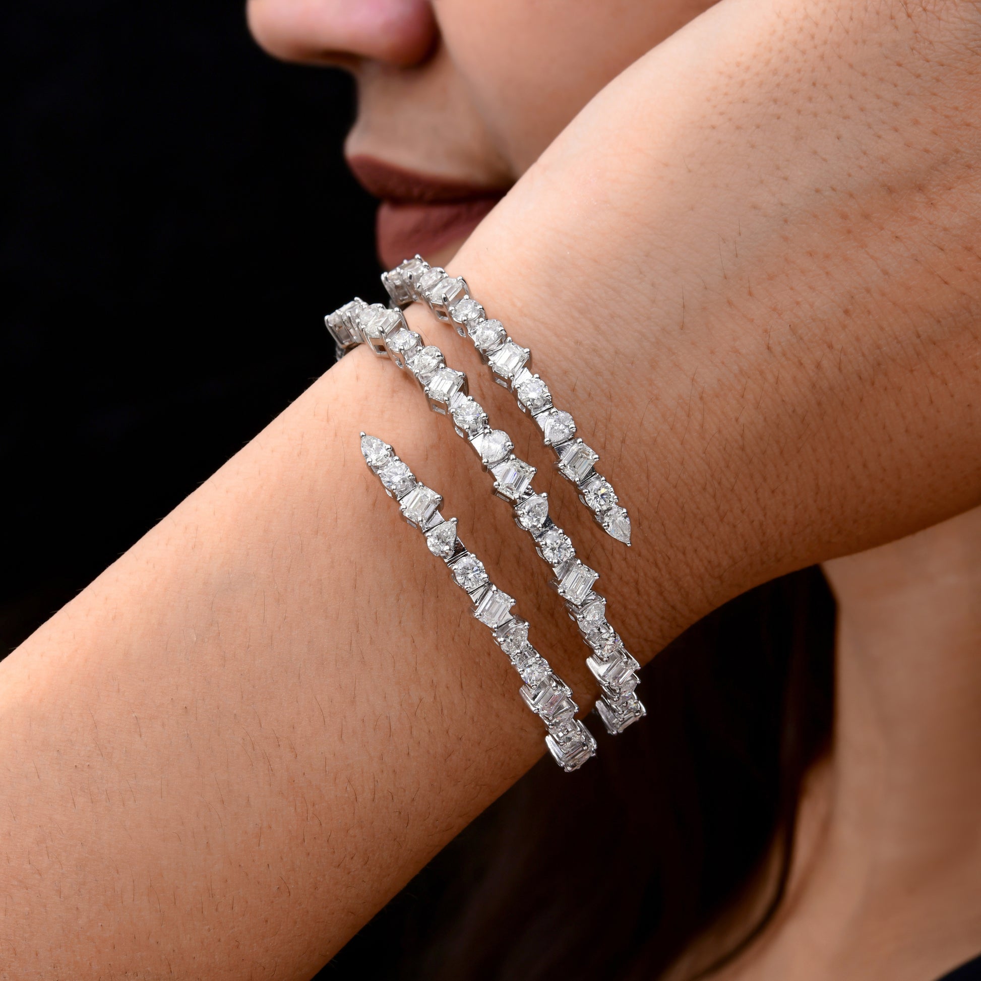 8.19Ct Mixed Cut Double Layer Natural Diamond Open Cuff Bracelet In Gold