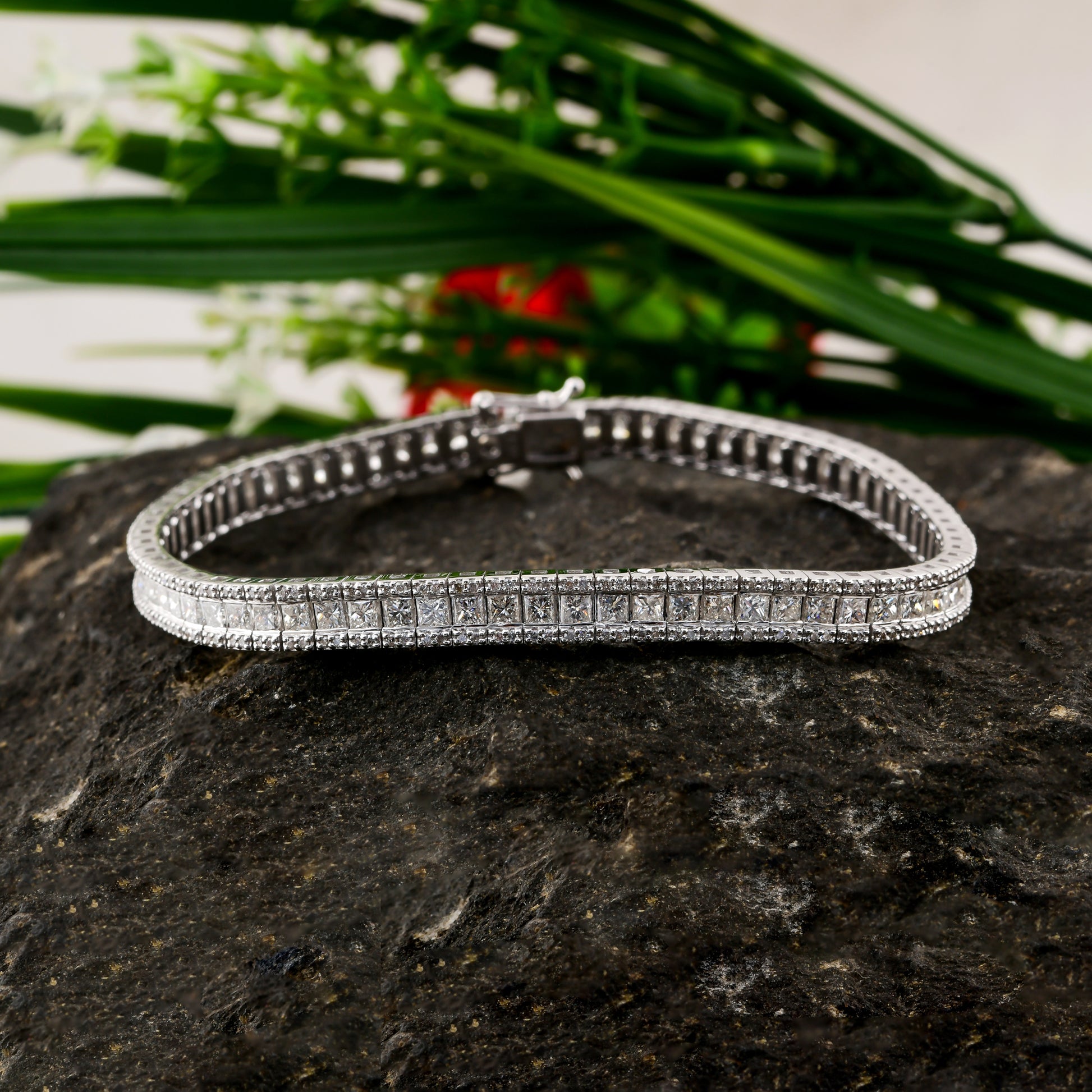 Princess Cut 4.95 Carat SI Clarity HI Color Diamond Tennis Bracelet