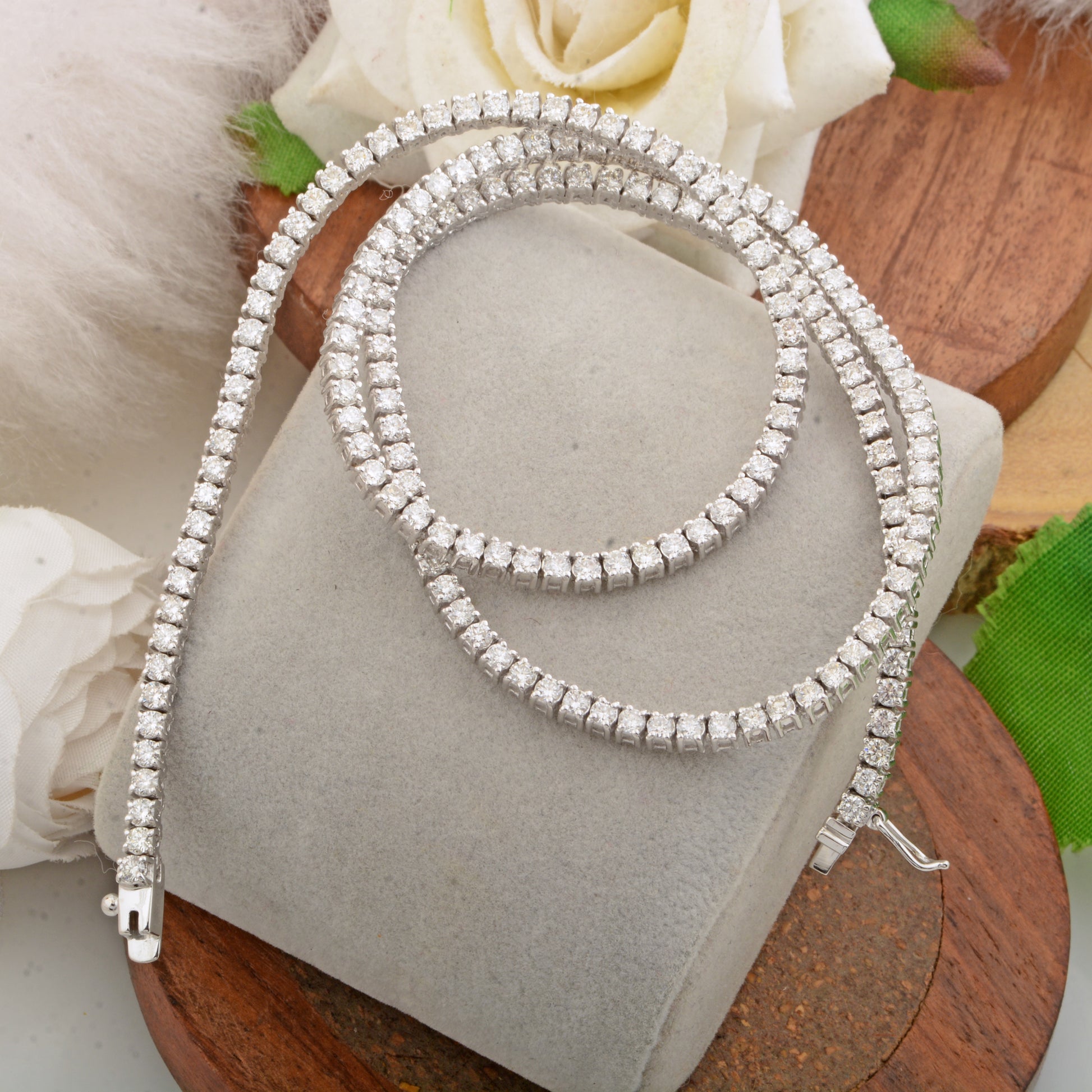 Minimalist Fine Gold 6.60 Carat Natural Diamond Tennis Necklace