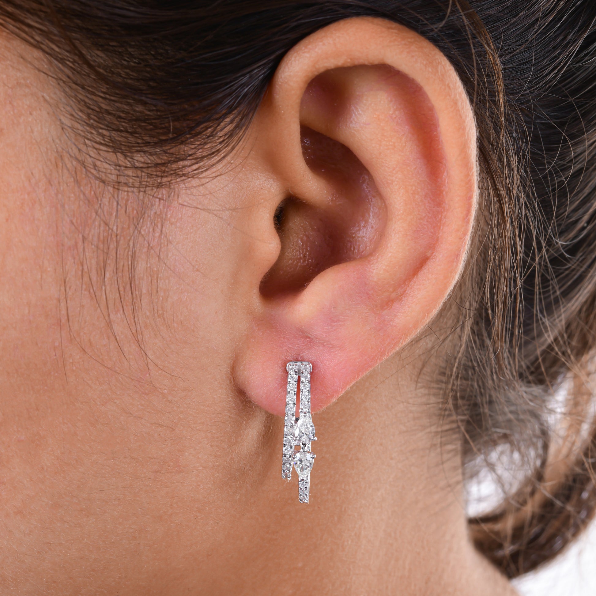 Fine Gold 1.35 Carat Natural SI/HI Pear Round Diamond Hoop Earrings