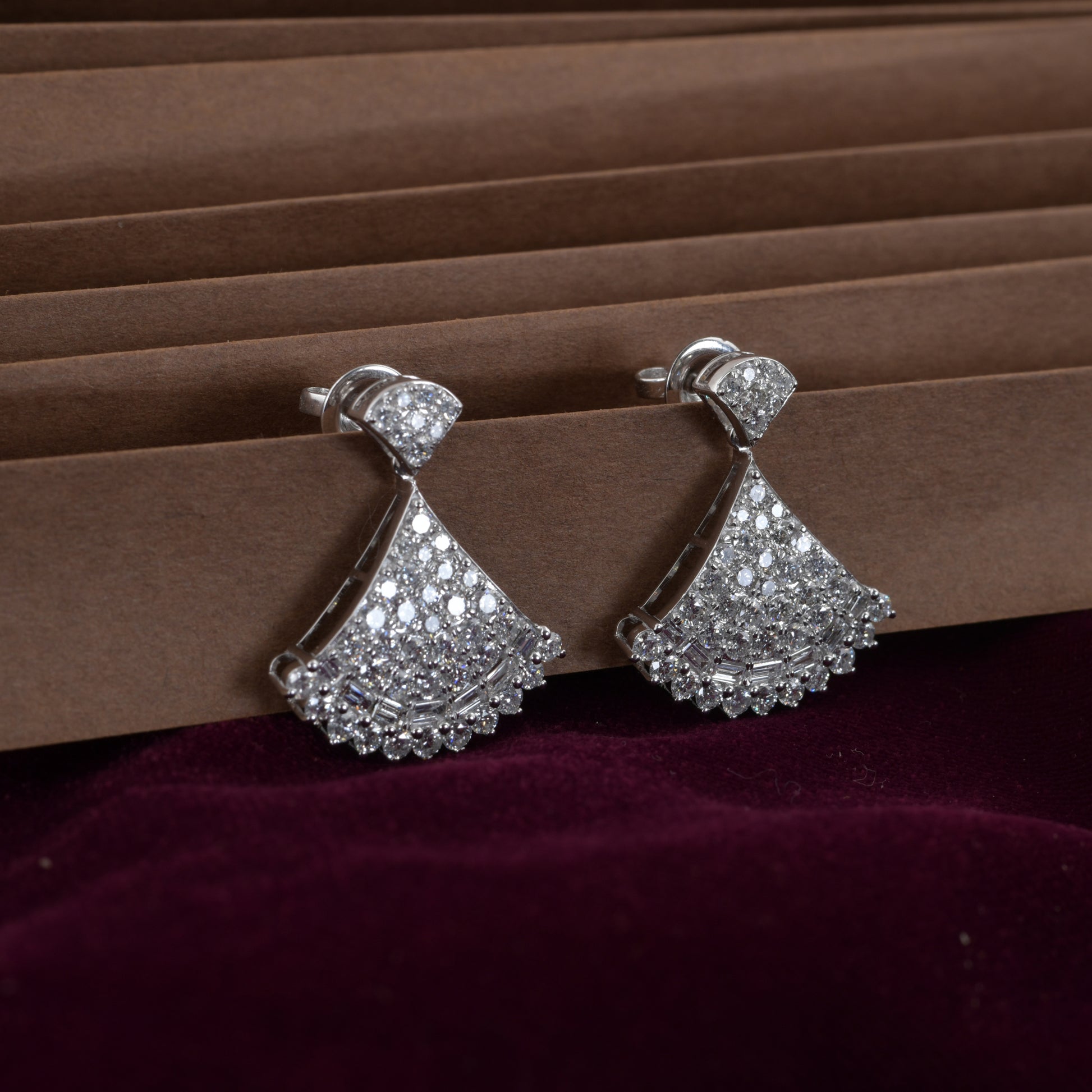 Art Deco 3.29Ct Mixed Cut Natural Diamond Dangle Earrings In Fine Gold