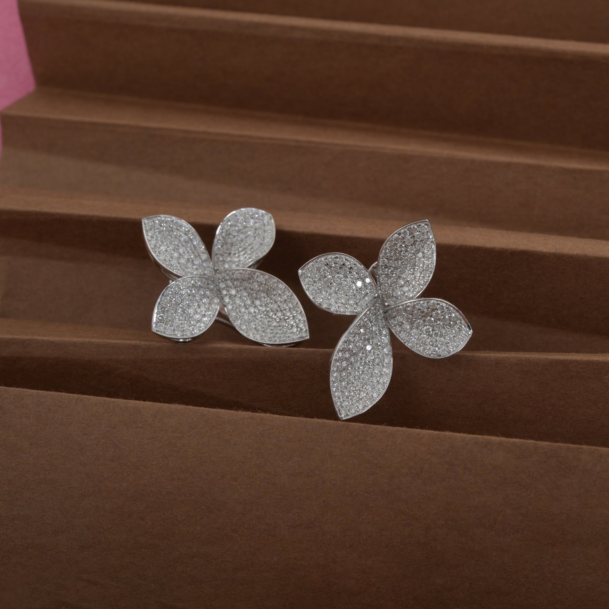 Petals 2.55Ct Natural Diamond Stud Bridal Earrings In Solid Gold