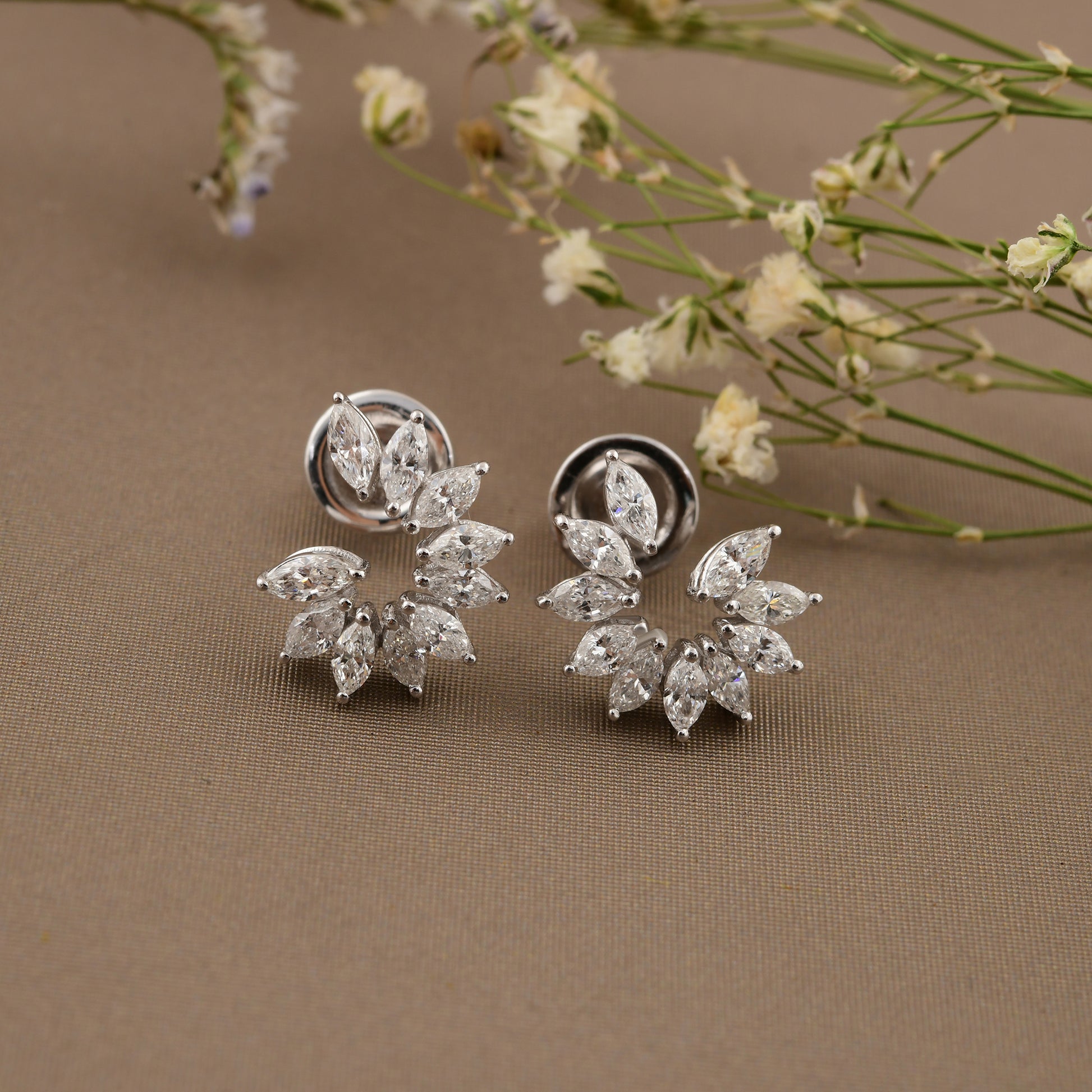 Fine Gold Marquise Cut 1.21 Carat Natural HI/SI Diamond Party Stud Earrings