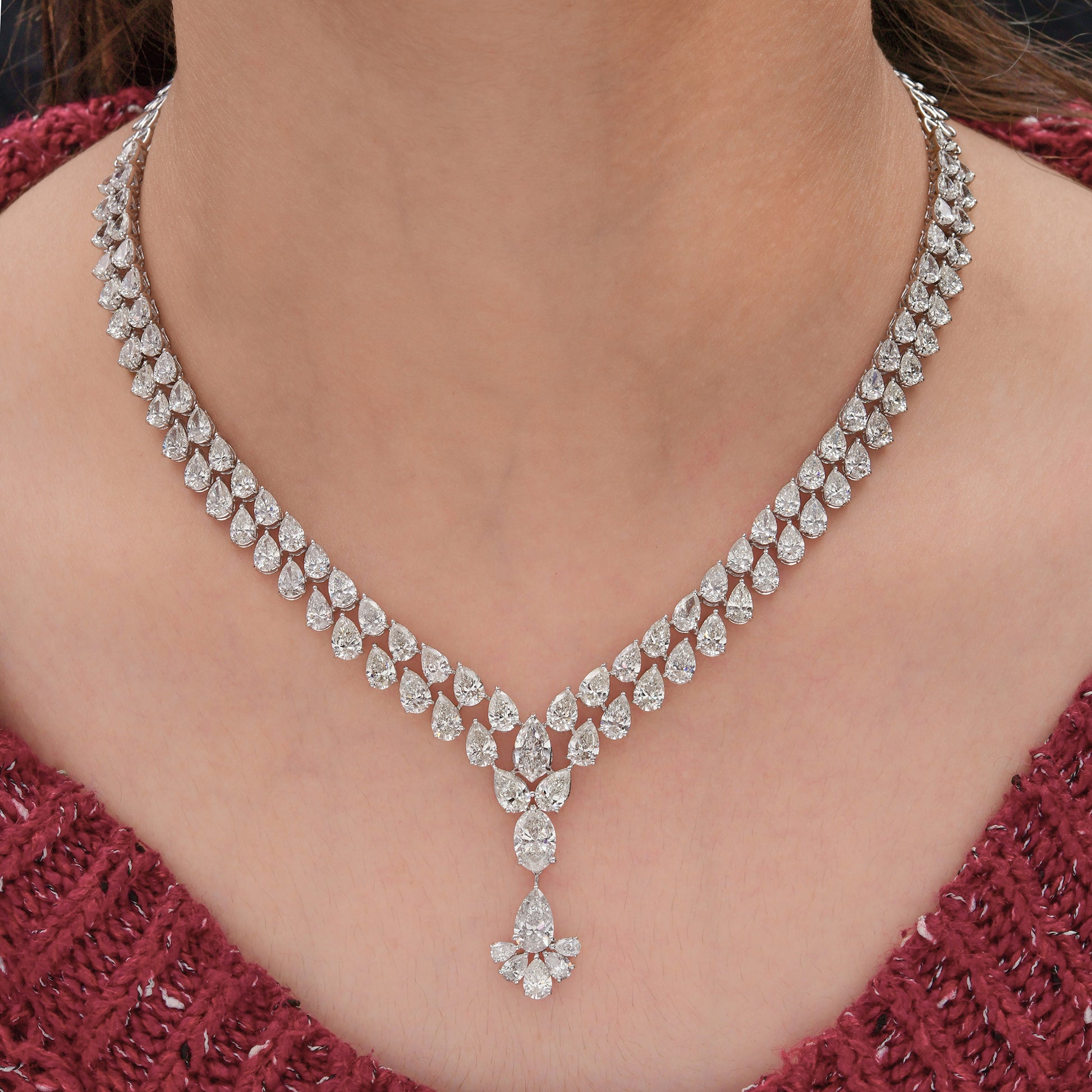 Exquisite 30.15 Ct Fine Gold Pear Cut Double Strand Diamond Drop Cluster Necklace