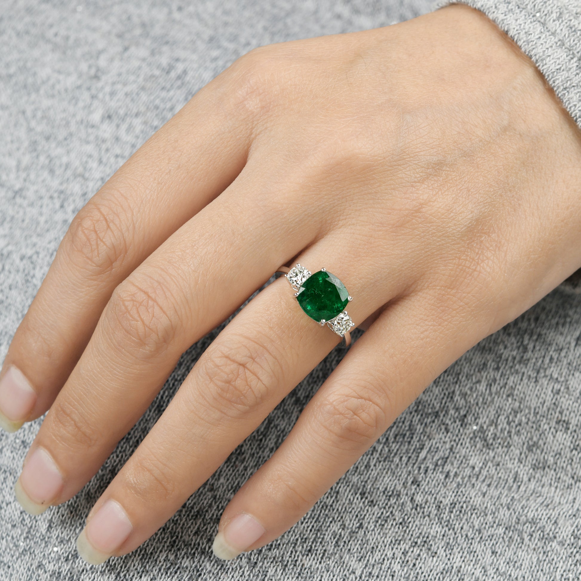Three Stone 3.3Tcw Zambian Emerald Diamond Anniversary Fine Gold Ring