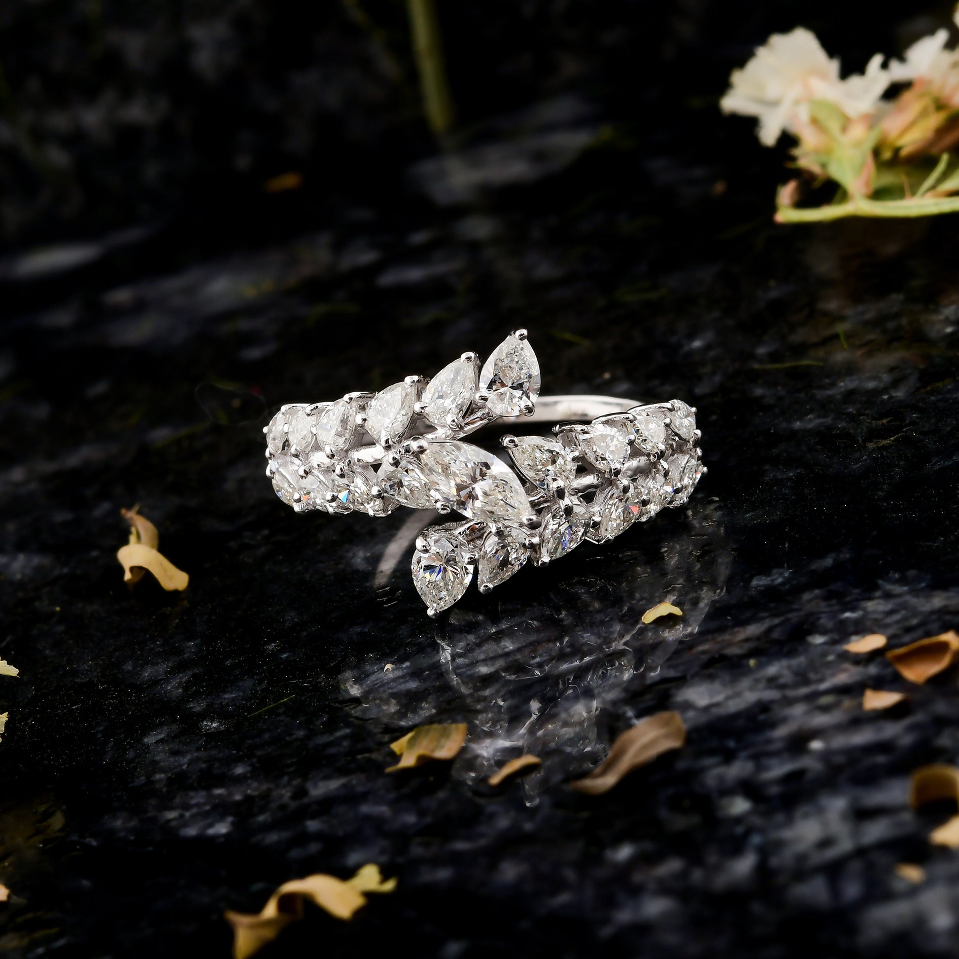 1.45 Ct Marquise Pear Cut SI/HI Diamond Leaf Bypass Gold Band Ring