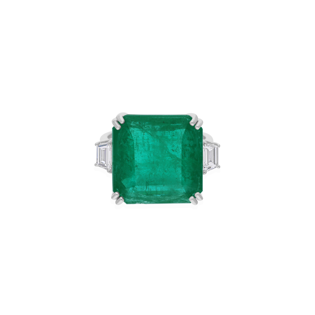Exquisite 15.57 Tcw Natural Zambian Emerald Baguette Diamond Gold Ring