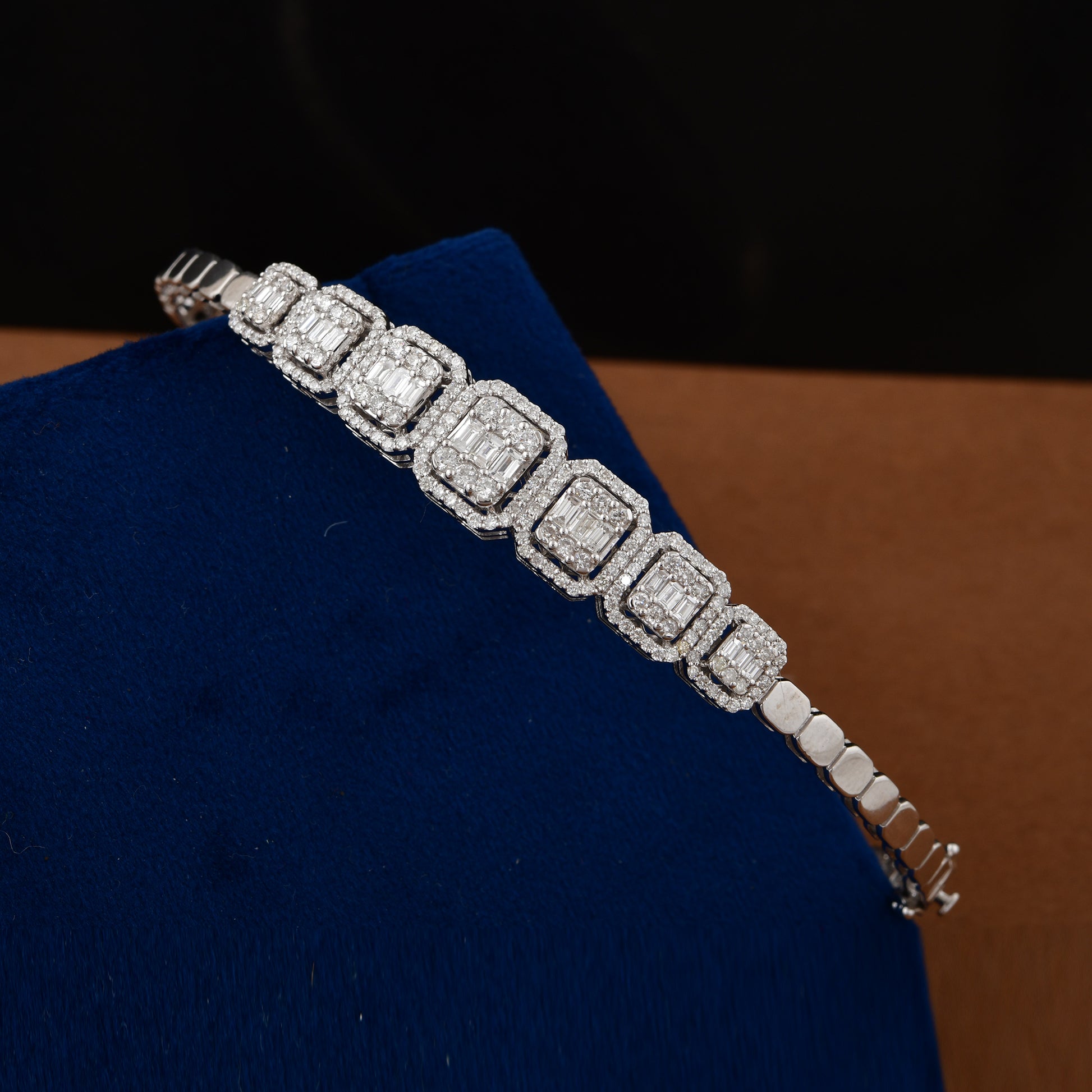 Luxury 1.98Ct Fine Gold Mixed Cut Natural Diamond Cluster Chain Bracelet