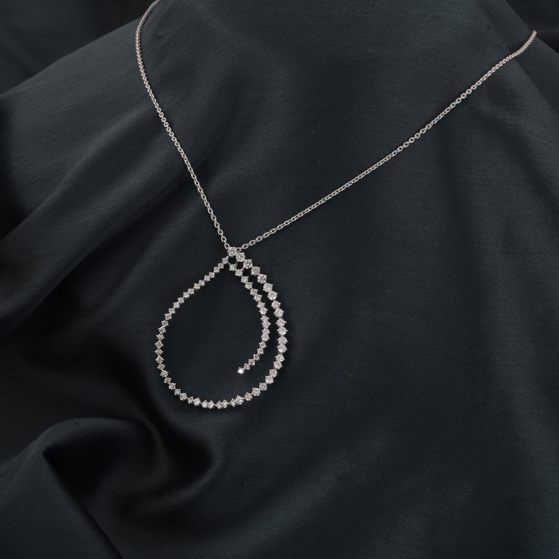 2Ct Pear Shaped Round Cut Diamond Pendant Chain Necklace In Solid Gold