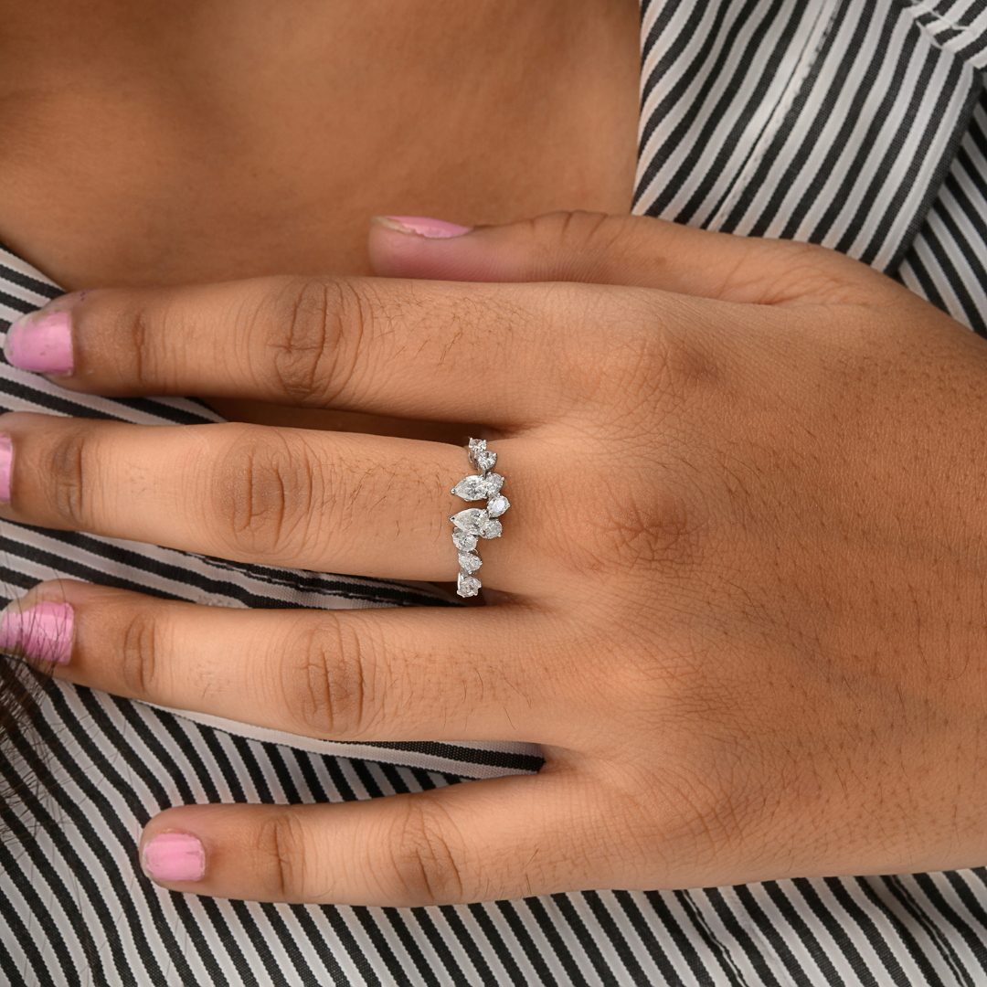 Natural Pear Oval Cut SI Clarity HI Color Diamond Gold Ring
