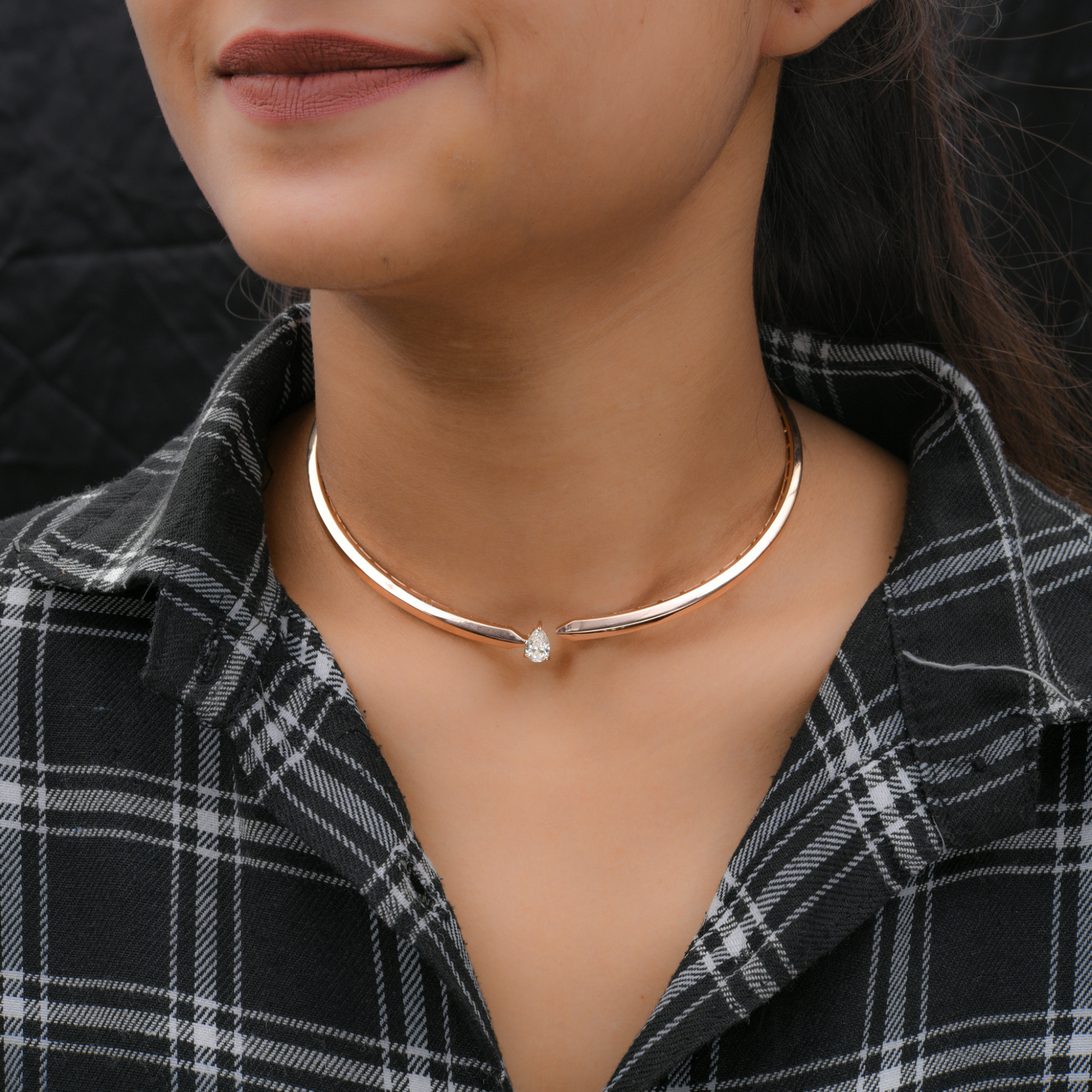 Minimal Natural SI/H Marquise Cut Diamond Gold Choker Necklace