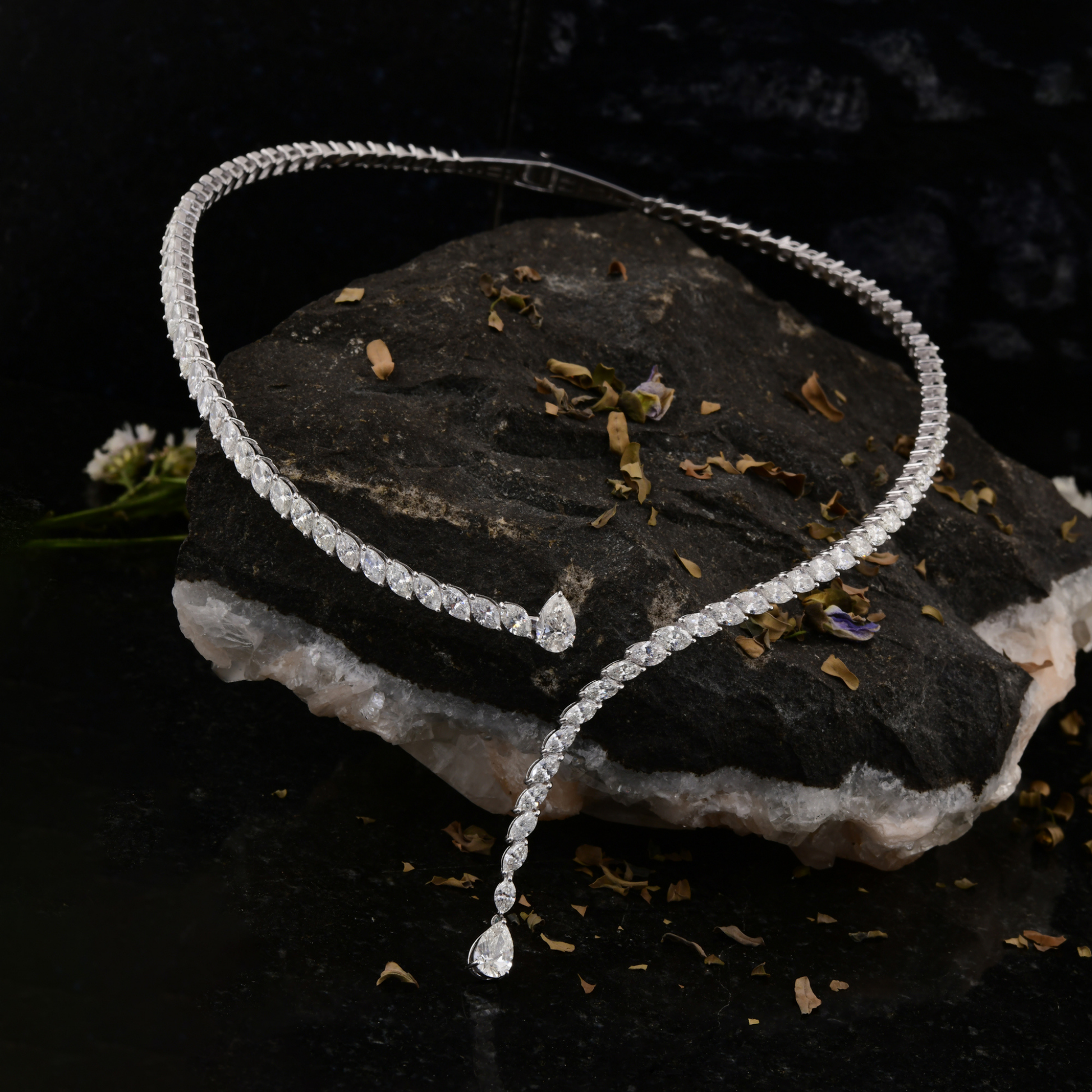 Unique 10.17 Carat Marquise Natural Diamond Gold Choker Cuff Necklace