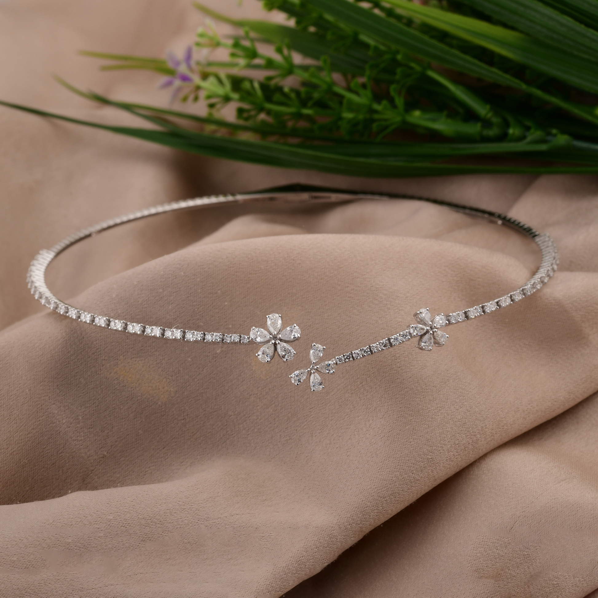 3.28 Carat Floral Natural Diamond Studded Open Cuff Gold Choker Necklace