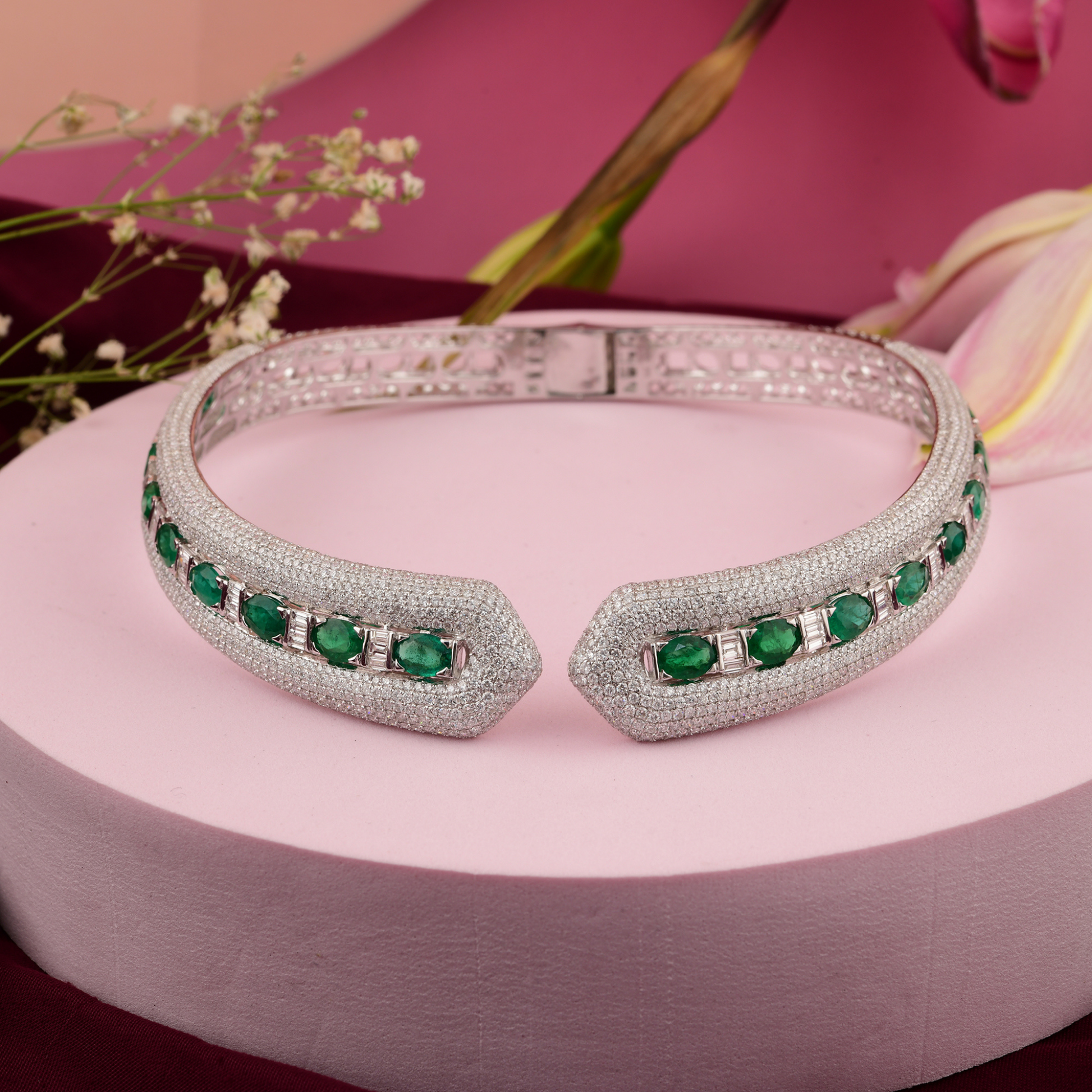 Certified Solid Gold Micro Set Natural Diamond Zambian Emerald Choker Necklace