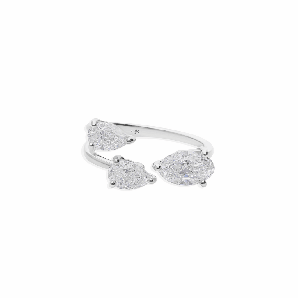 Three Stone 18K Gold Natural Diamond Cluster Ring 1.94 Ct.
