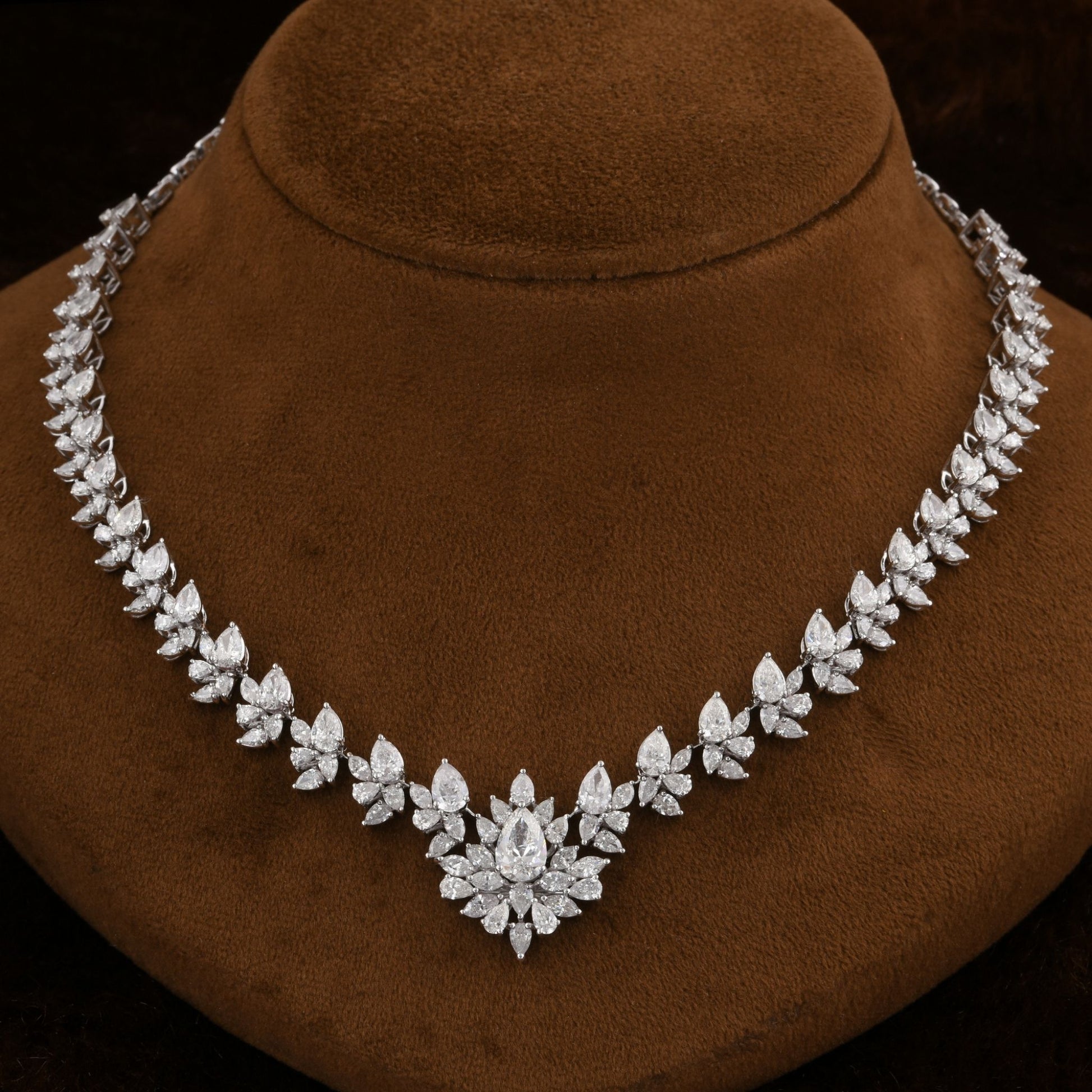 Floral Marquise and Pear Cut 17.24 Carat Diamond Cluster Gold Necklace