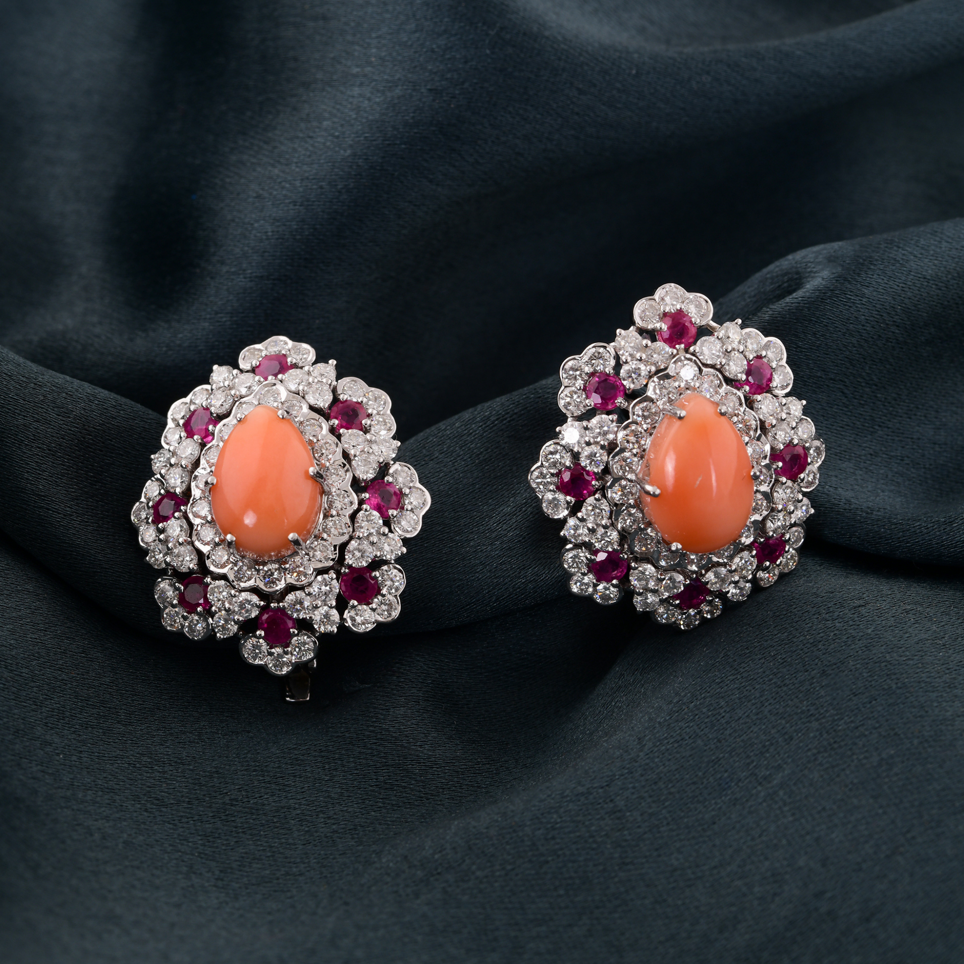 Luxury 5.60Ct. Ruby & Coral Gemstone Natural Diamond Gold Stud Earrings