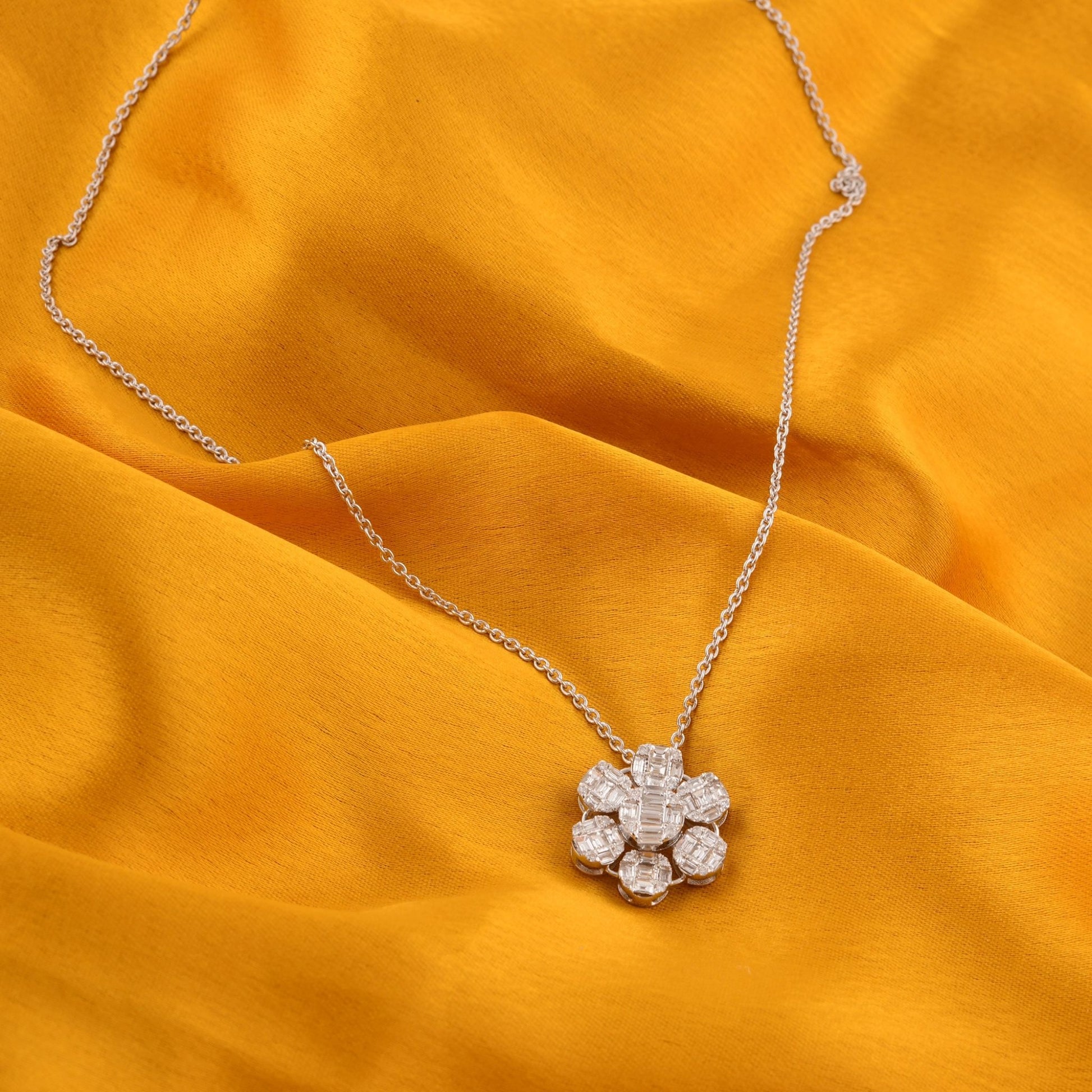 Baguette Diamond 1.10 Ct SI/H Flower Pendant Chain Necklace