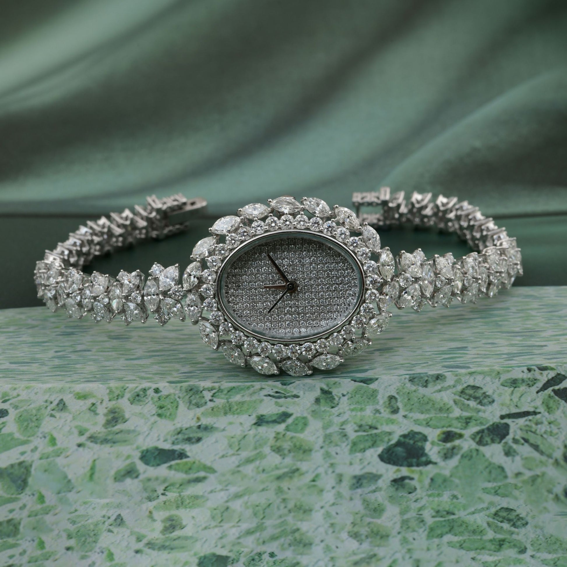Brilliant Marquise Round Shaped Natural Diamond Gold Elegant Luxury Watch