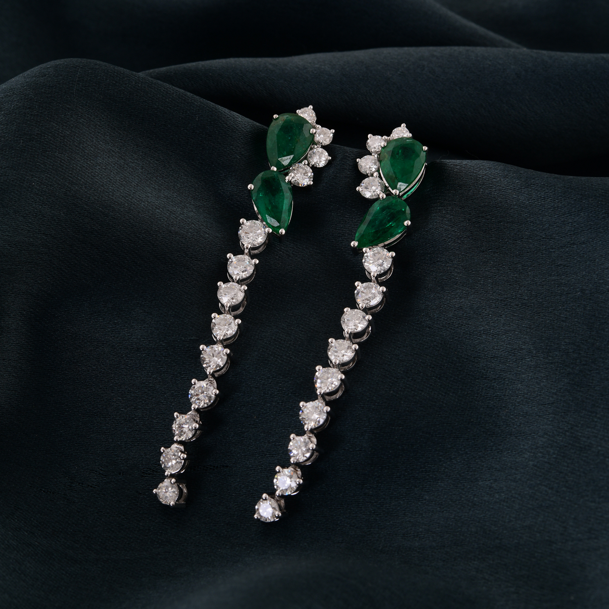 Exclusive 6.60Tcw Zambian Emerald Real Gold SI/H Diamond Long Dangle Earrings