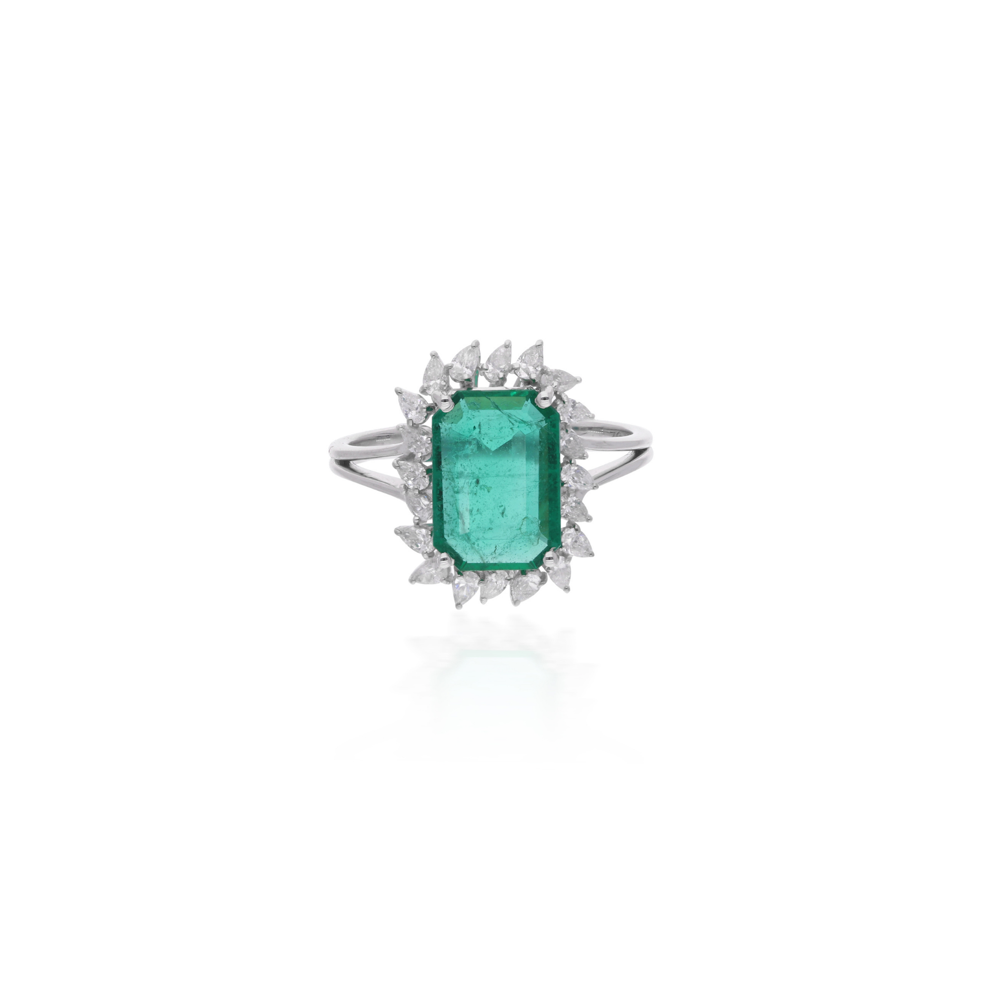 Statement 2.50 Ct Zambian Emerald Engagement Halo Gold Diamond Ring