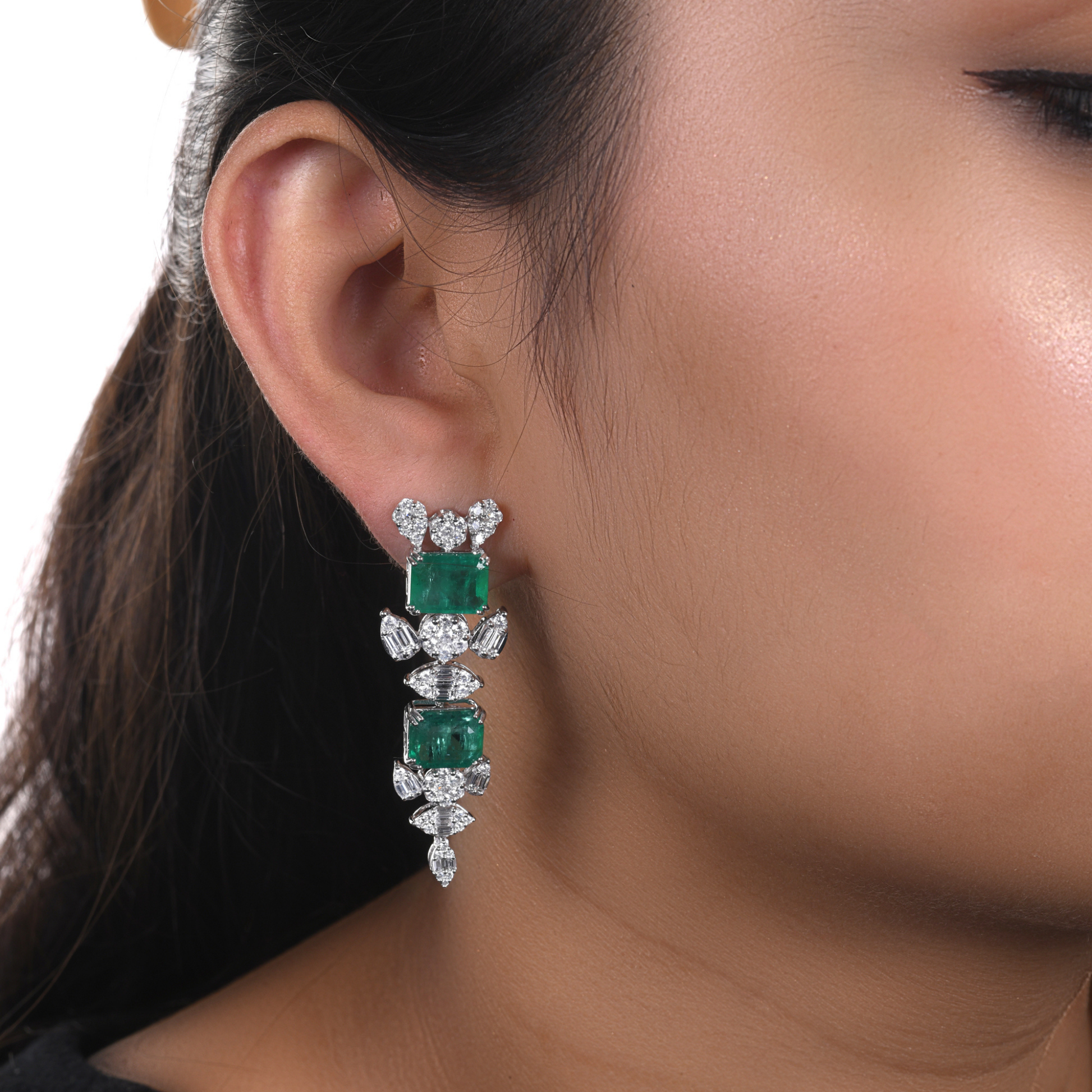 Certified Fine Gold 17.45 Tcw Zambian Emerald & Diamond Designer Earrings