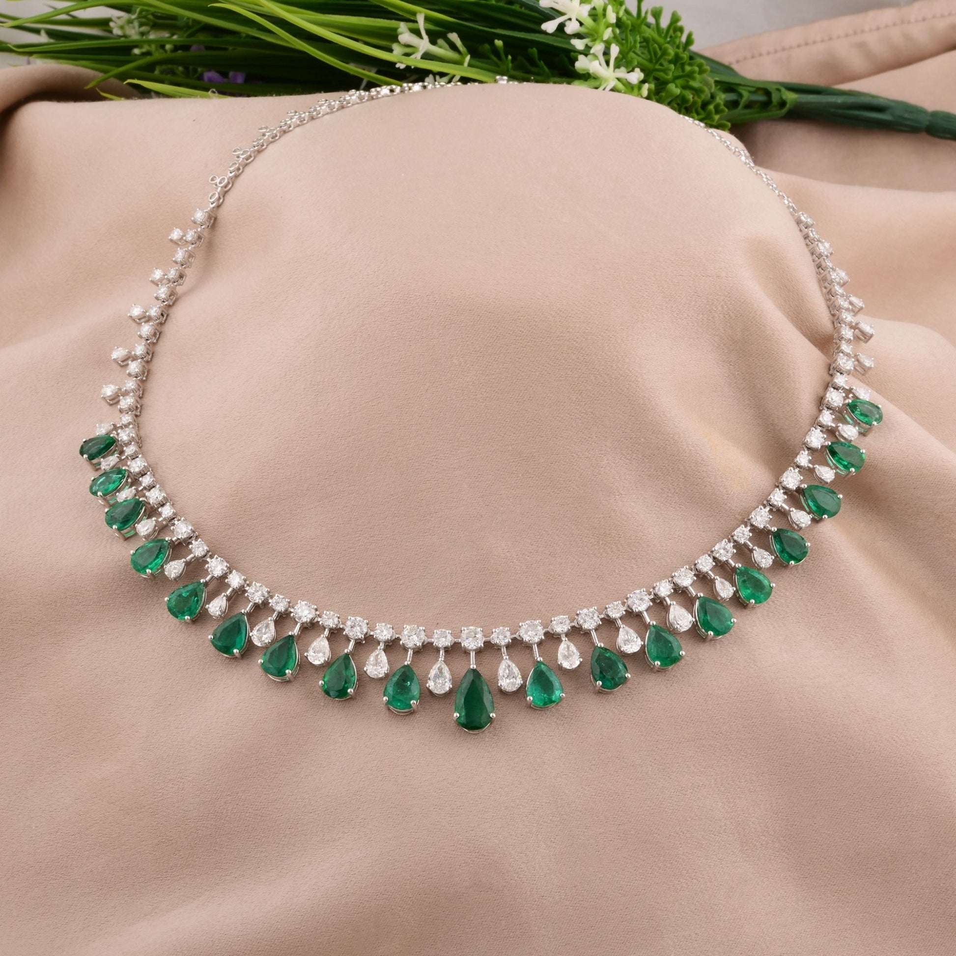 Sparkling Emerald Pear Drop Natural Diamond Gold Wedding Necklace