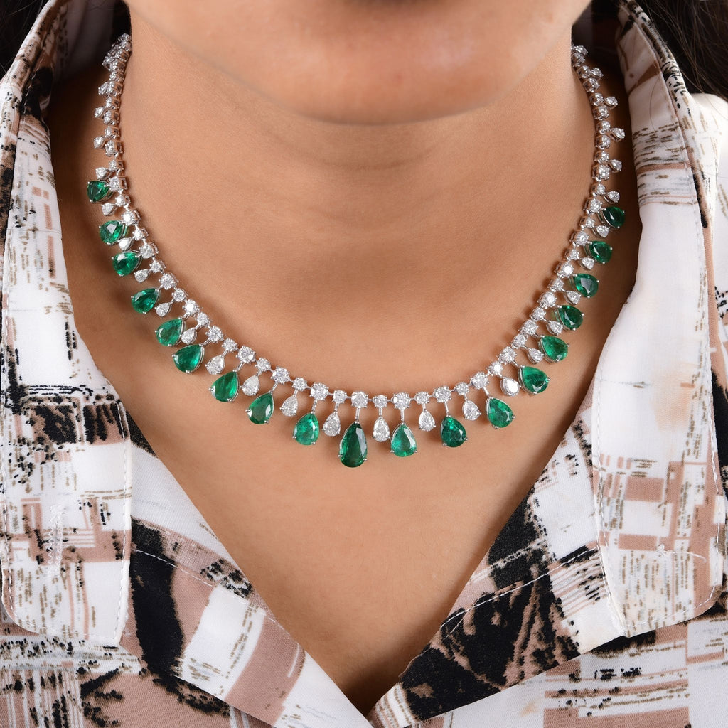 Sparkling Emerald Pear Drop Natural Diamond Gold Wedding Necklace