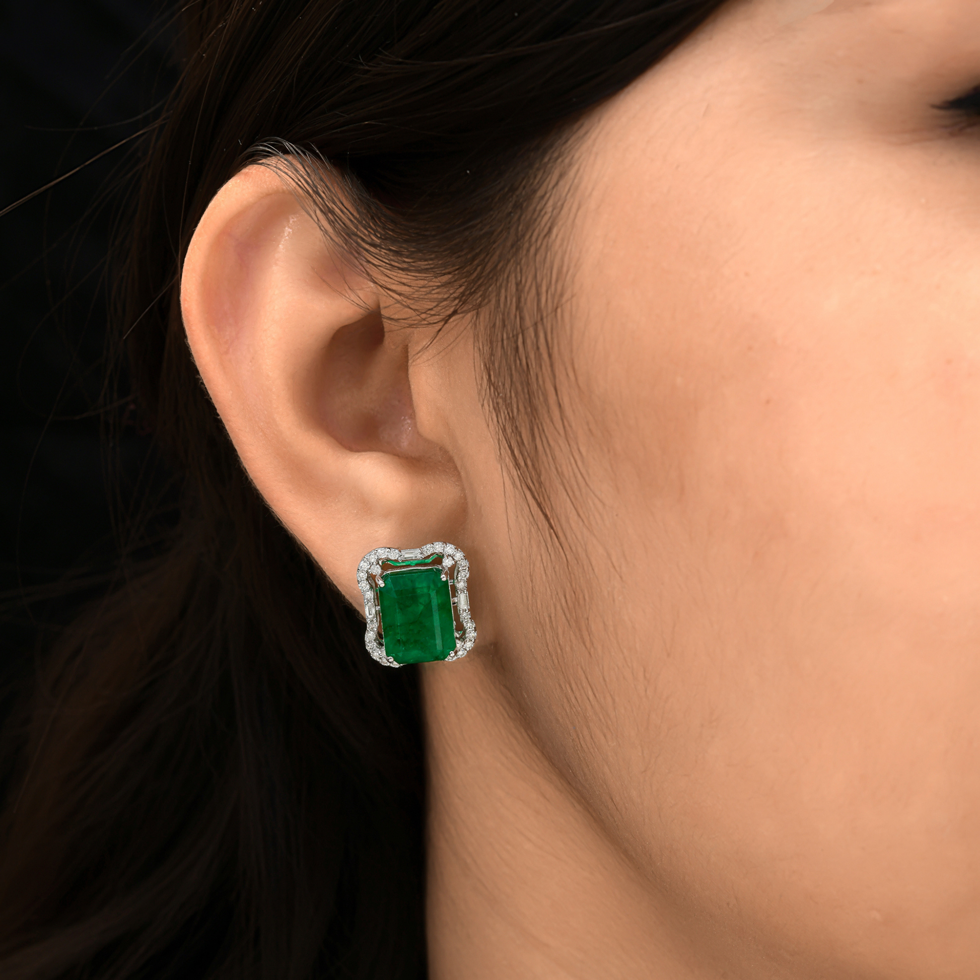 12.32 Tcw Natural SI/H Emerald Gemstone Diamond Fine Stud Earrings