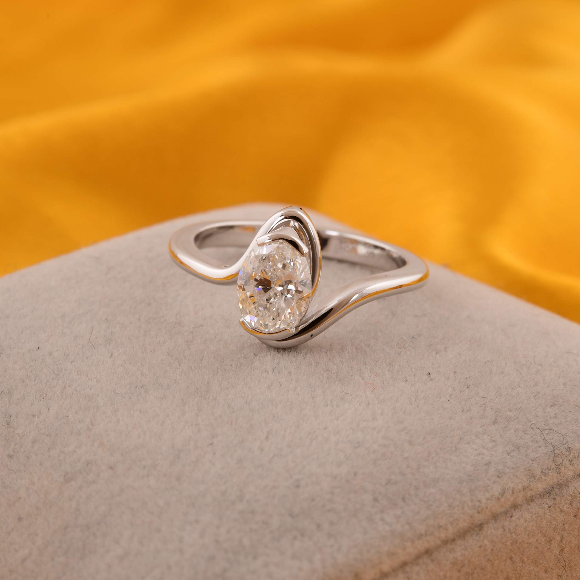 Oval Cut Natural Diamond Solitaire Engagement Ring in Gold Fine Jewelry