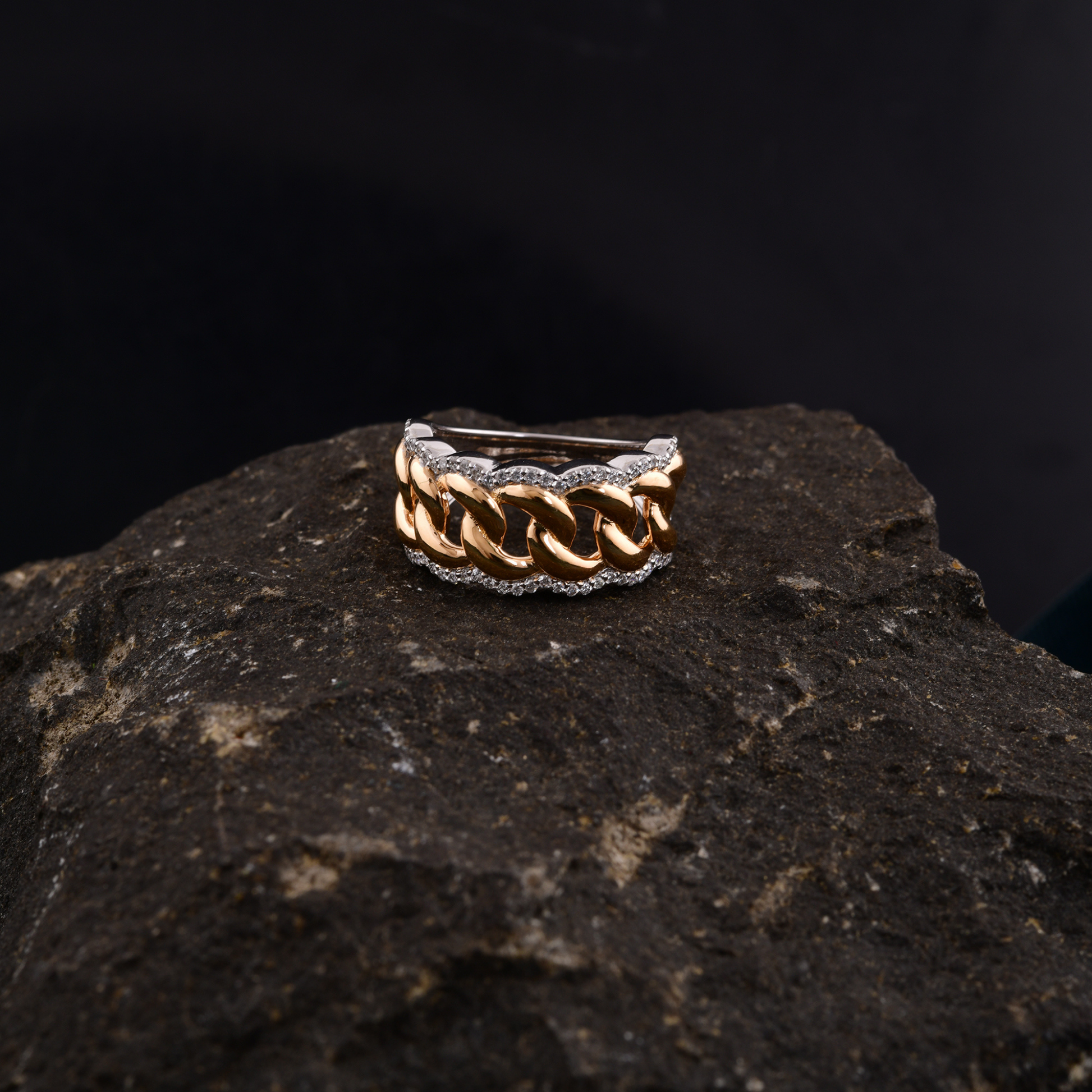 Unique Dual Tone Gold Chain Link Pave Diamond Band Ring
