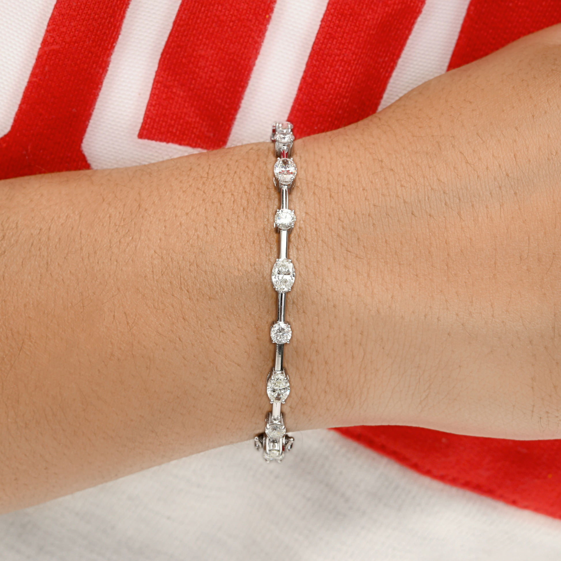 Oval and Round Prong Setting Natural Diamond Gold Station Bangle Bracelet