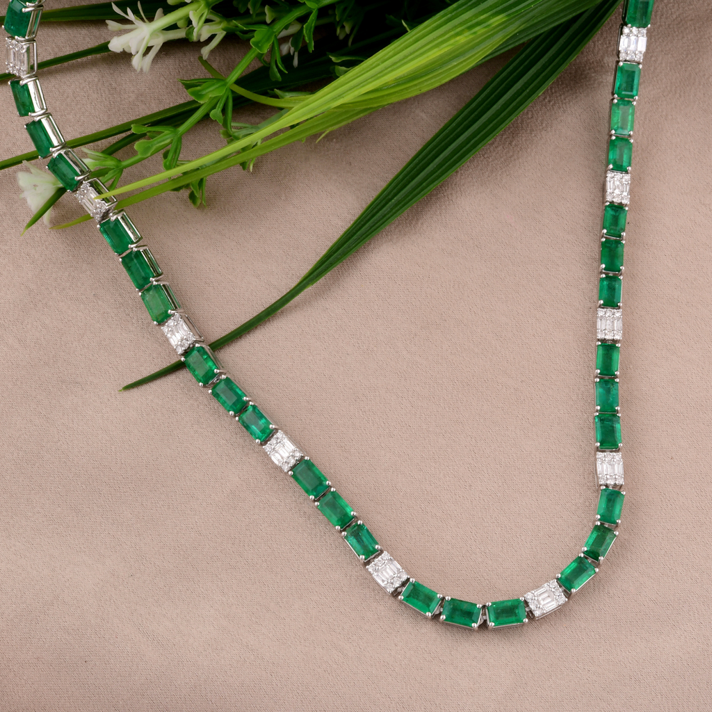 25.35 Tcw Zambian Emerald Gemstone & Diamond Gold Wedding Necklace