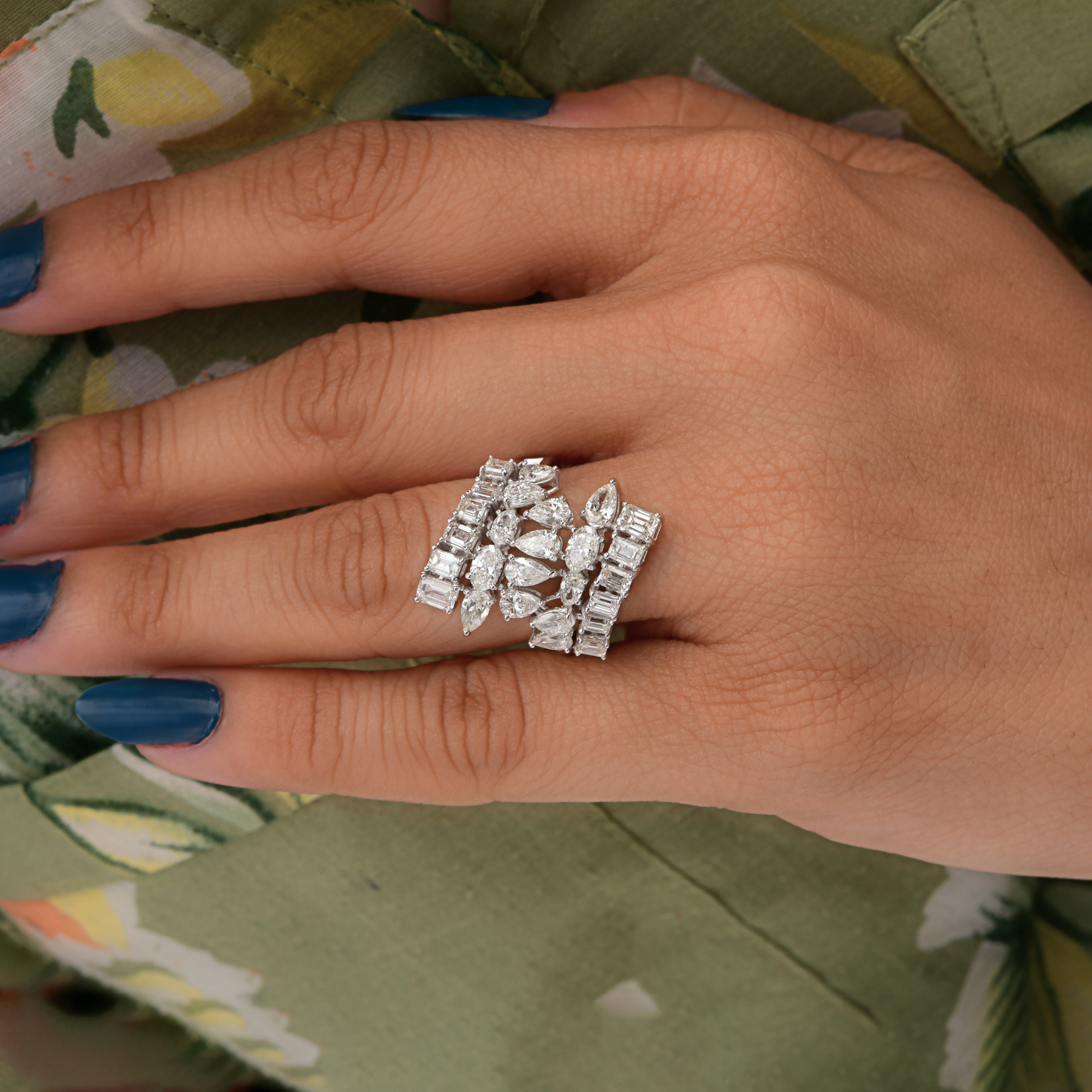 3.14 Carat SI/HI Multi Shape Natural Diamond Bypass Cluster Gold Ring