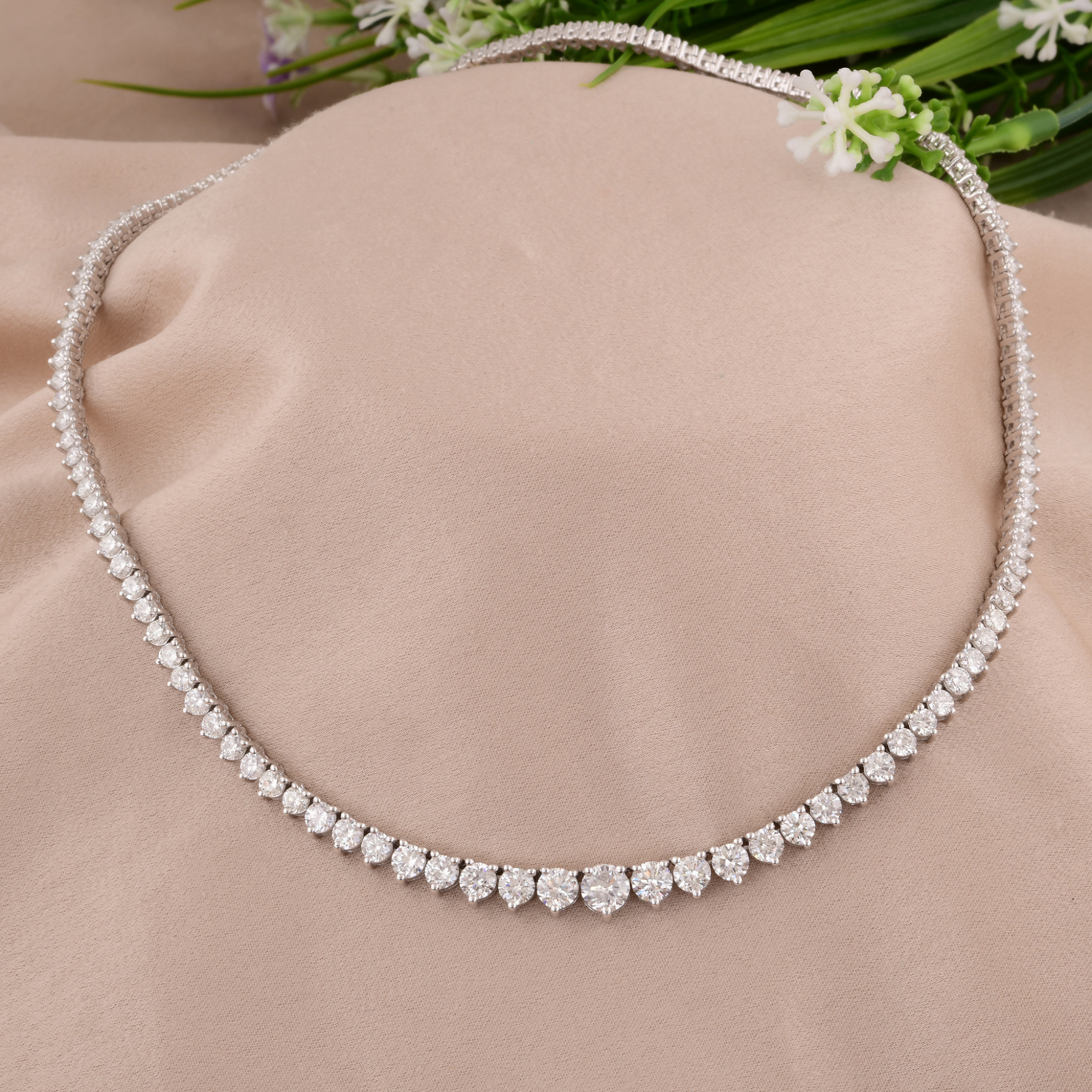 SI Clarity HI Color 10.50 Carat Diamond Gold Tennis Statement Necklace