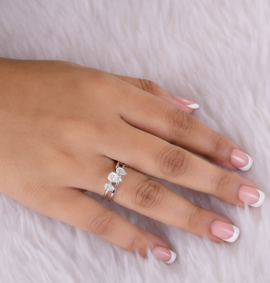 Three Stone SI/HI Pear Shape Diamond Double Band Gold Ring