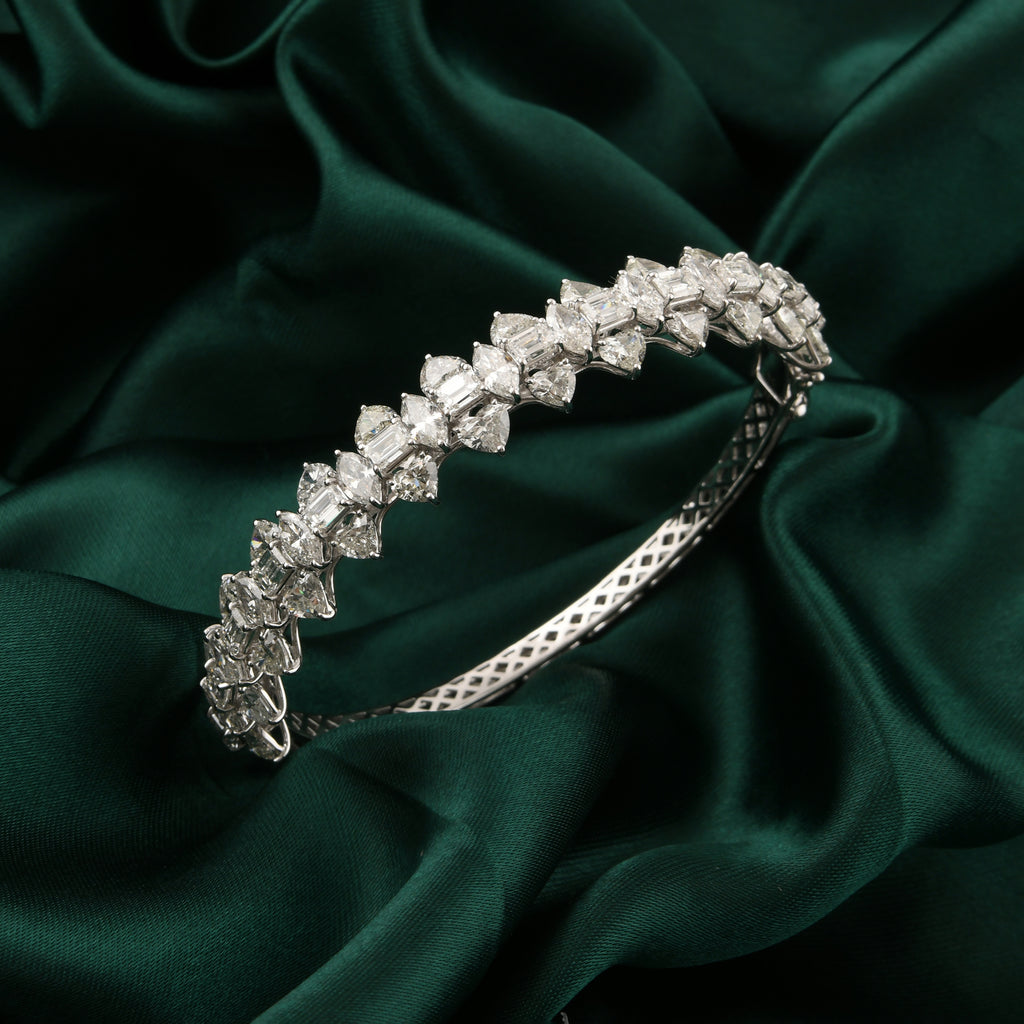 Handcrafted Multi Cut Natural Diamond Bangle in Fine Gold