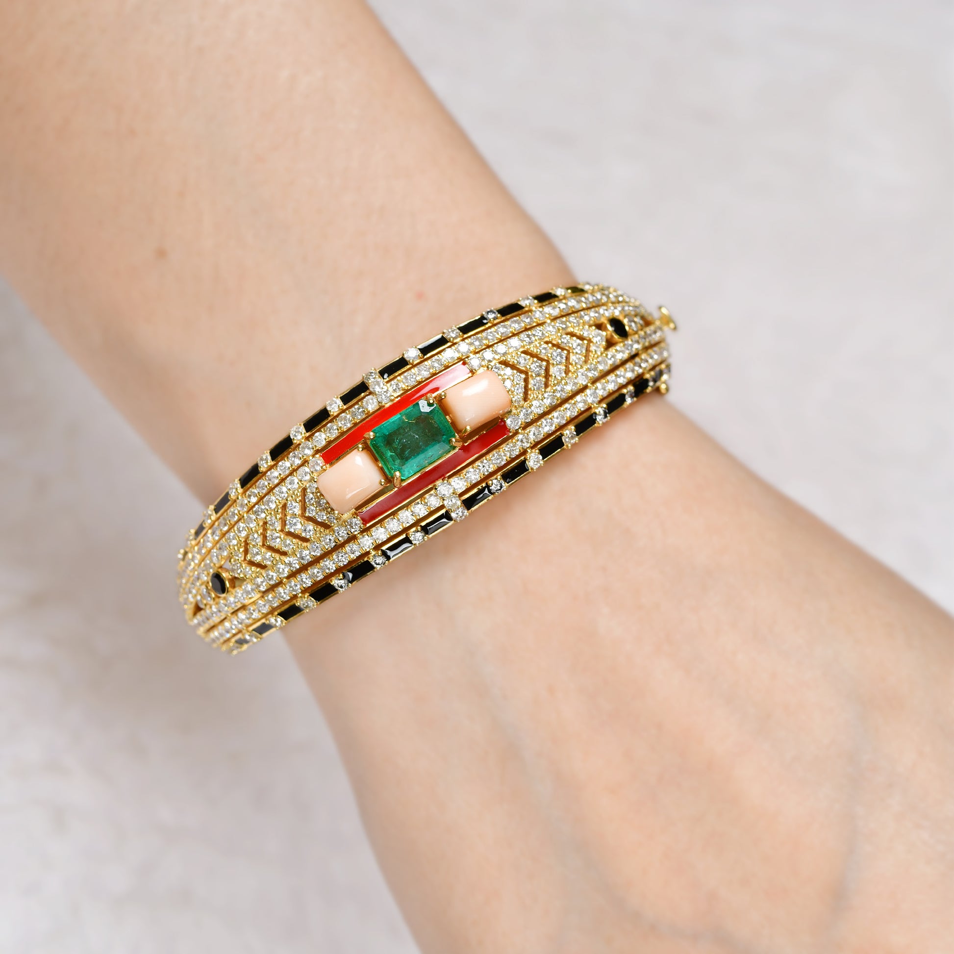 Round Cut Diamond Multi Gemstone Enamel Fine Gold Bangle