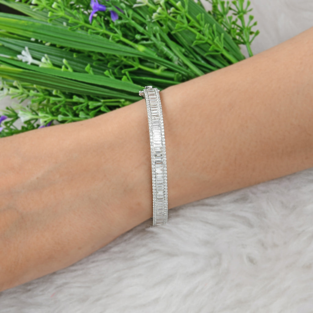 3.80Ct Solid Gold Natural SI/H Baguette Diamond Wedding Bangle Bracelet For Women
